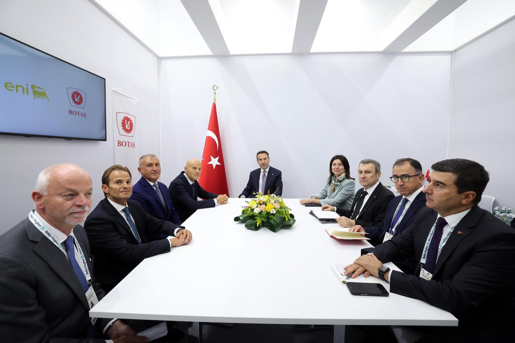 Bayraktar ENI CEO Görüşmesi