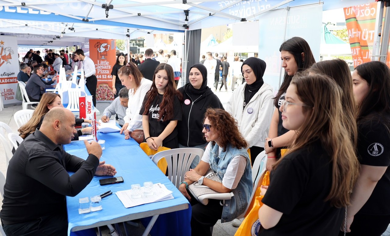 Küçükçekmece İstihdam Fuarı Katılımcıları