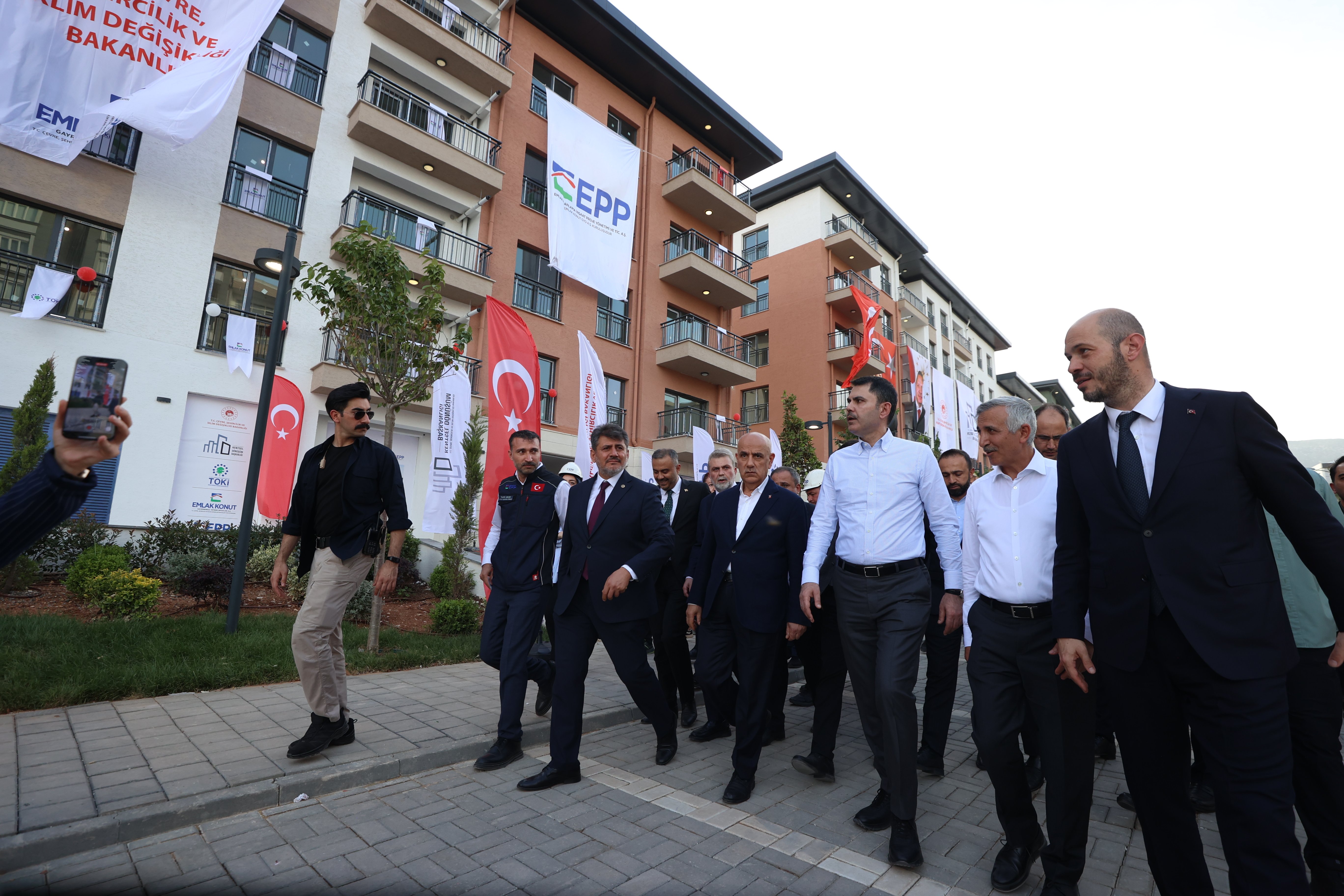 Murat Kurum afet konutları