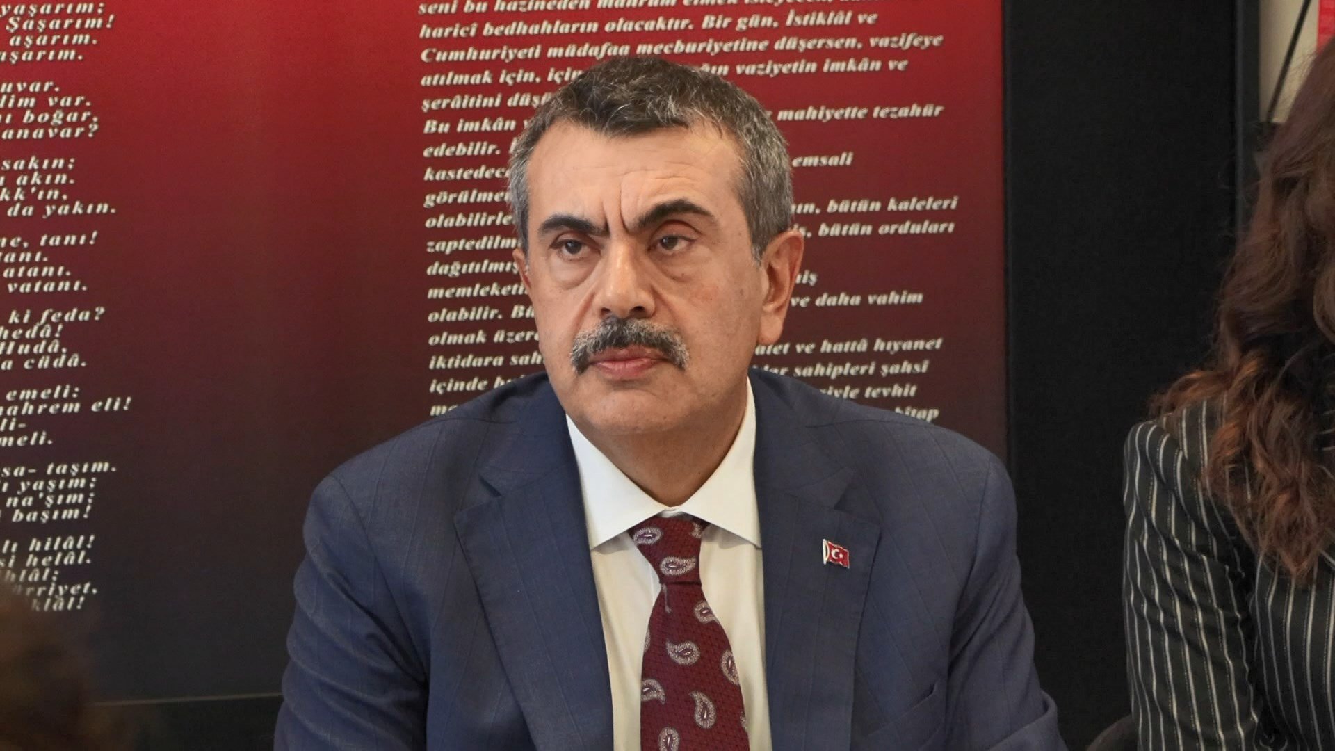 Bakan Tekin öğretmenlerle