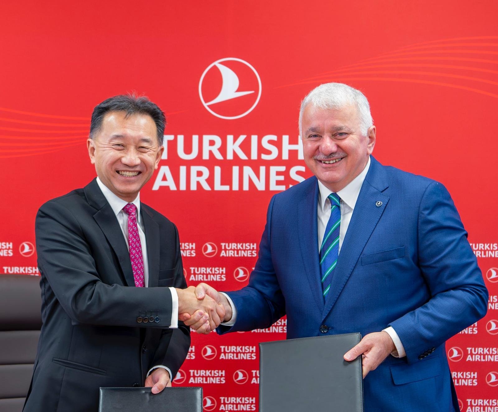 THY Gulf Air işbirliği imza töreni