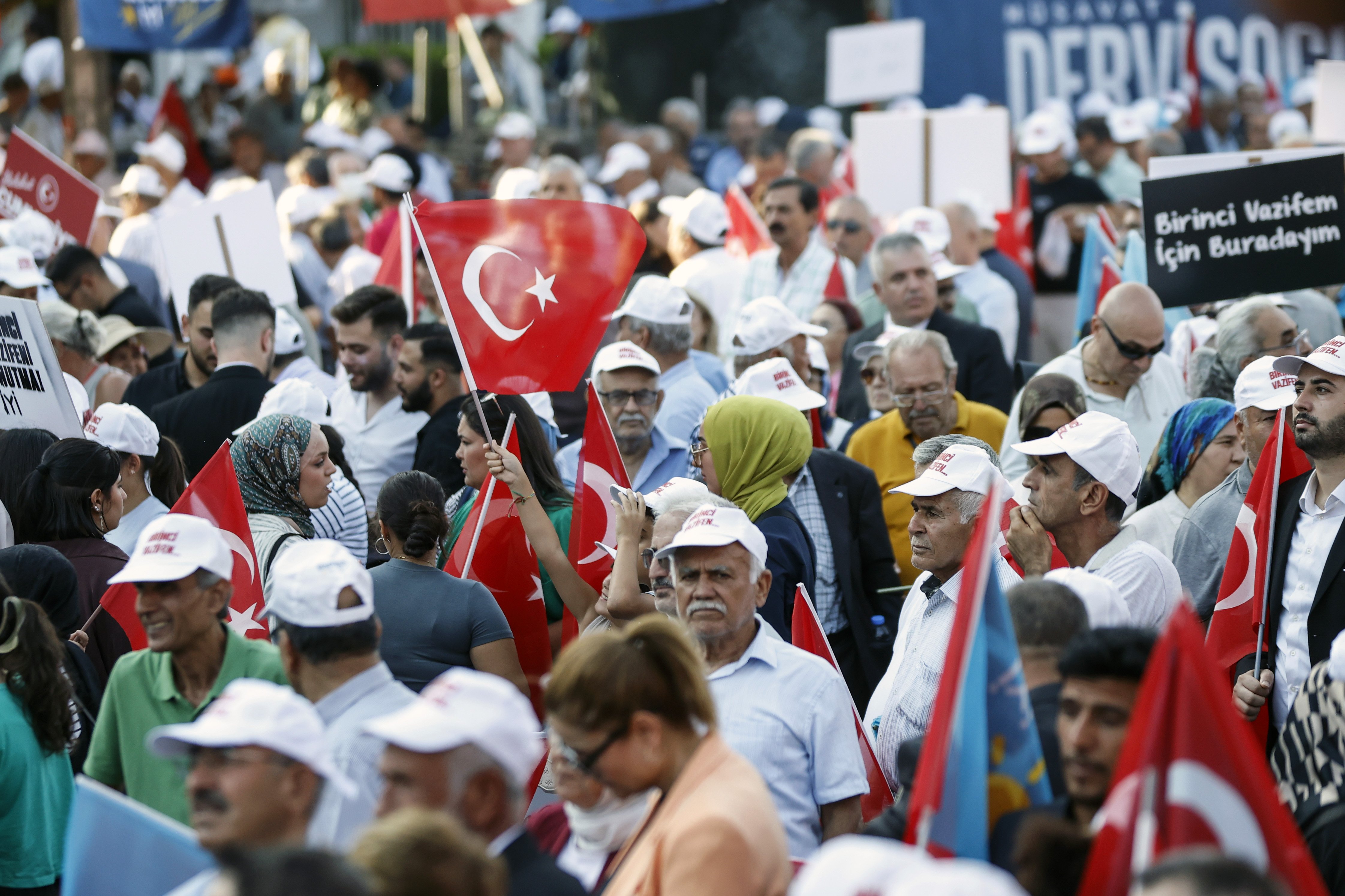 Müsavat Dervişoğlu Mersin Mitingi