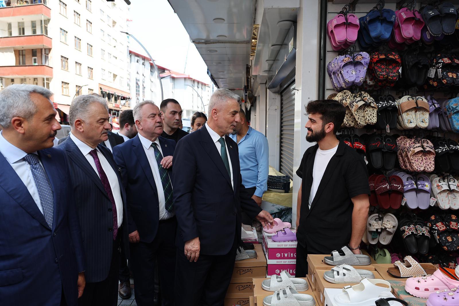 Bakan Ömer Bolat Rize Ziyareti