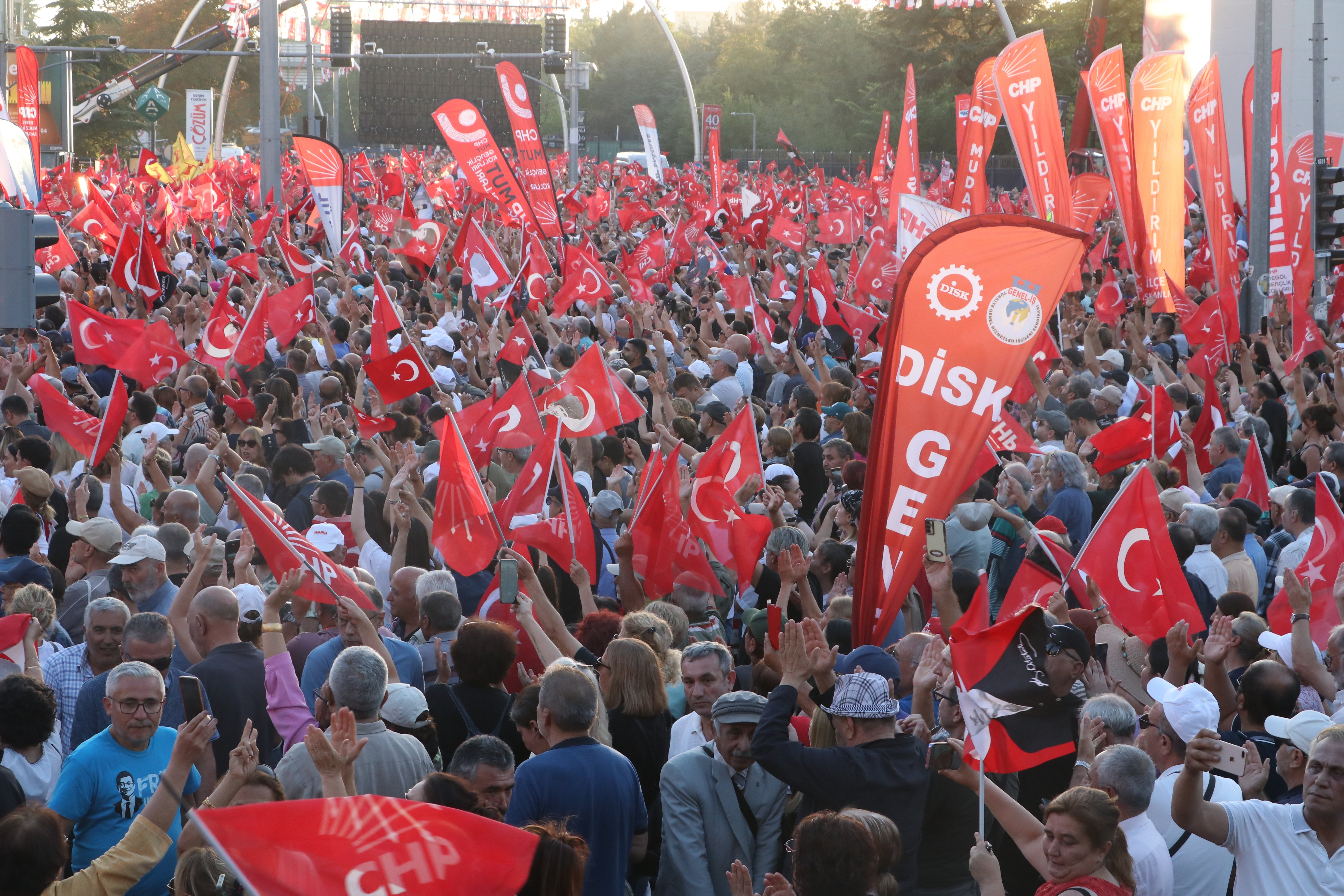 CHP Miting