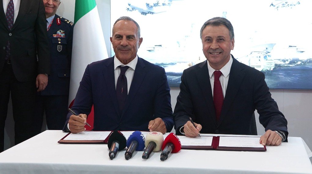 ASFAT Magnaghi Havacılık Ortaklık İmza Töreni