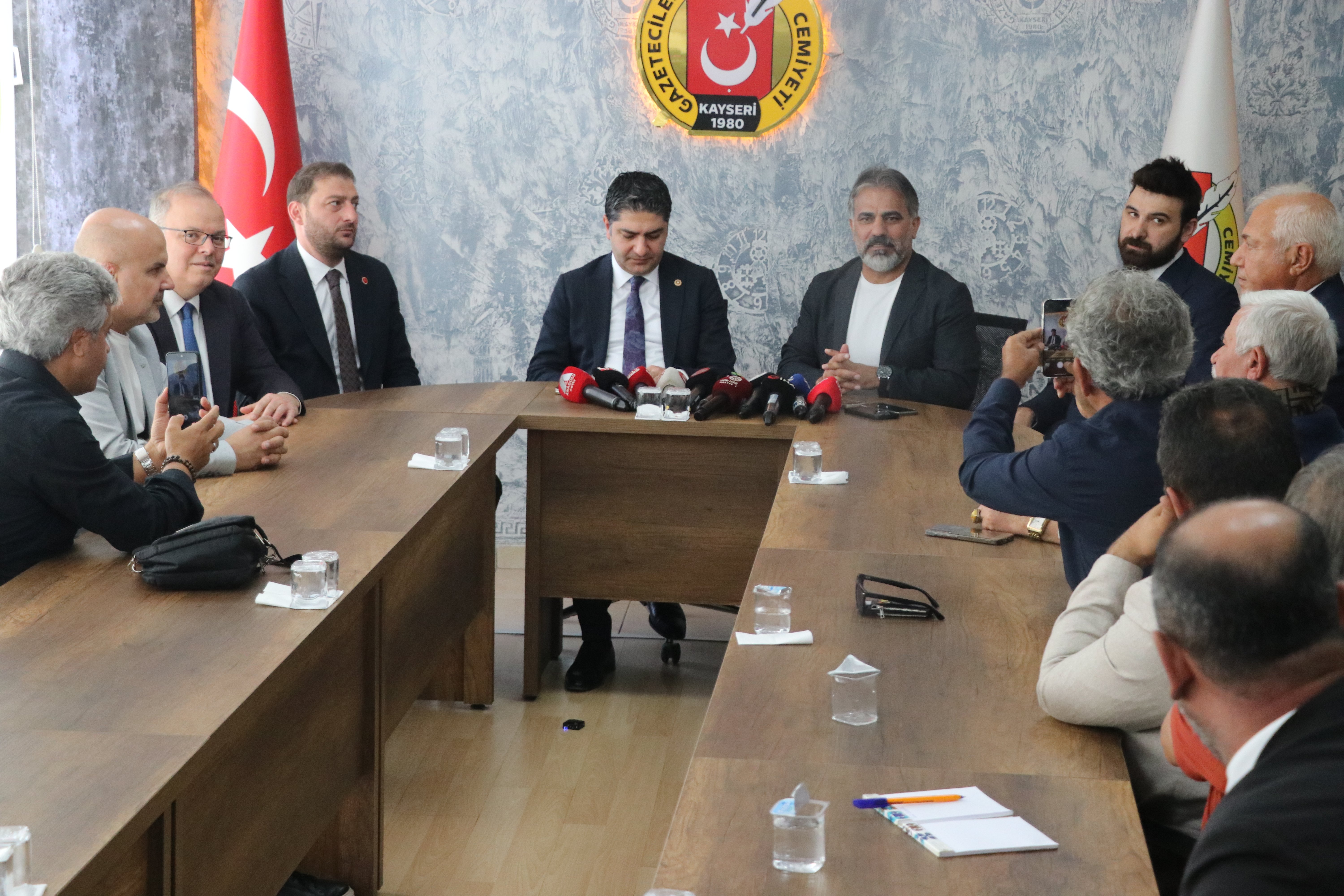 MHP İsmail Özdemir