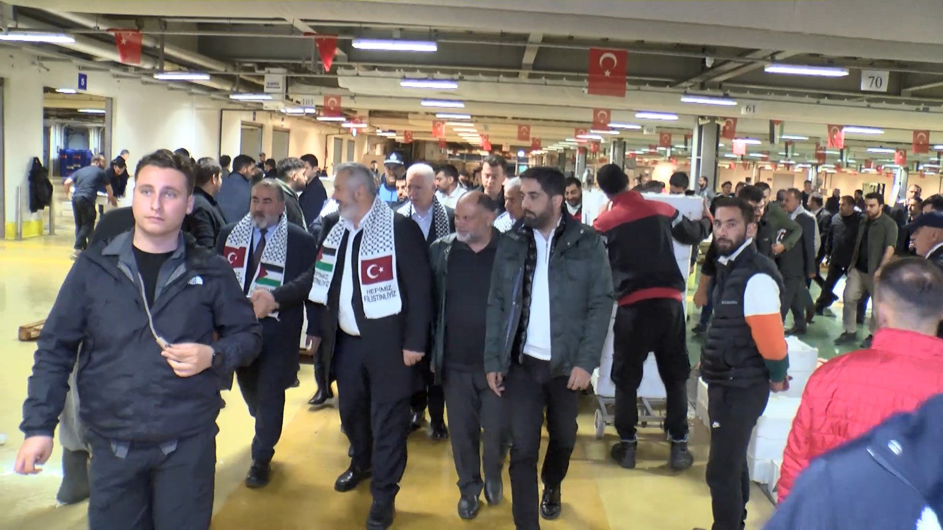 Balıkçı esnafı bağış