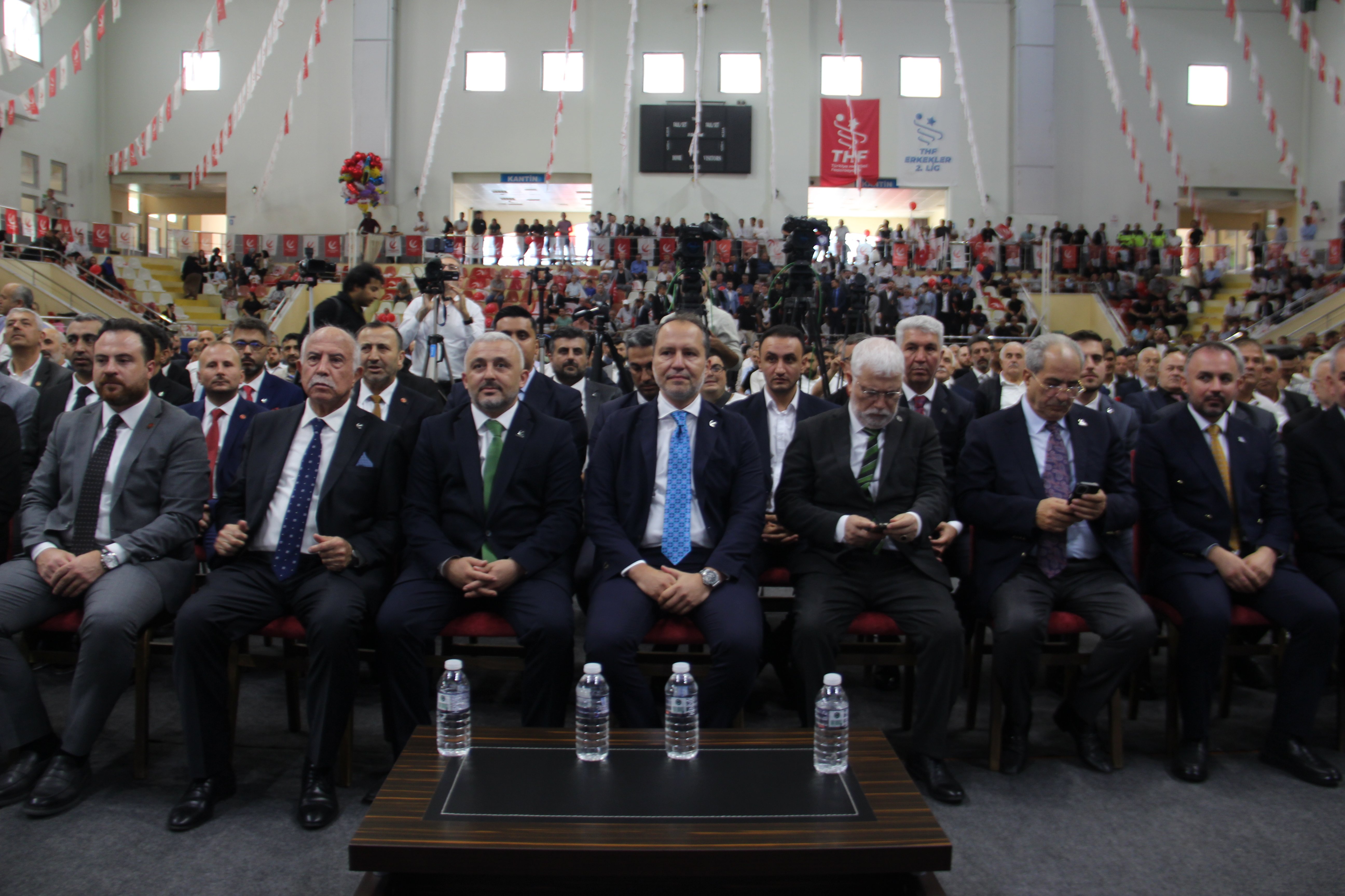 YRP il kongresi