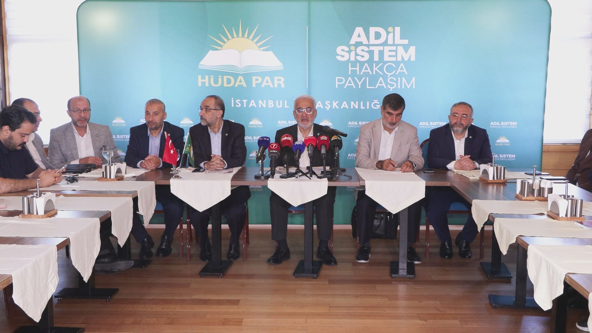 Zekeriya Yapıcıoğlu Basın Toplantısı
