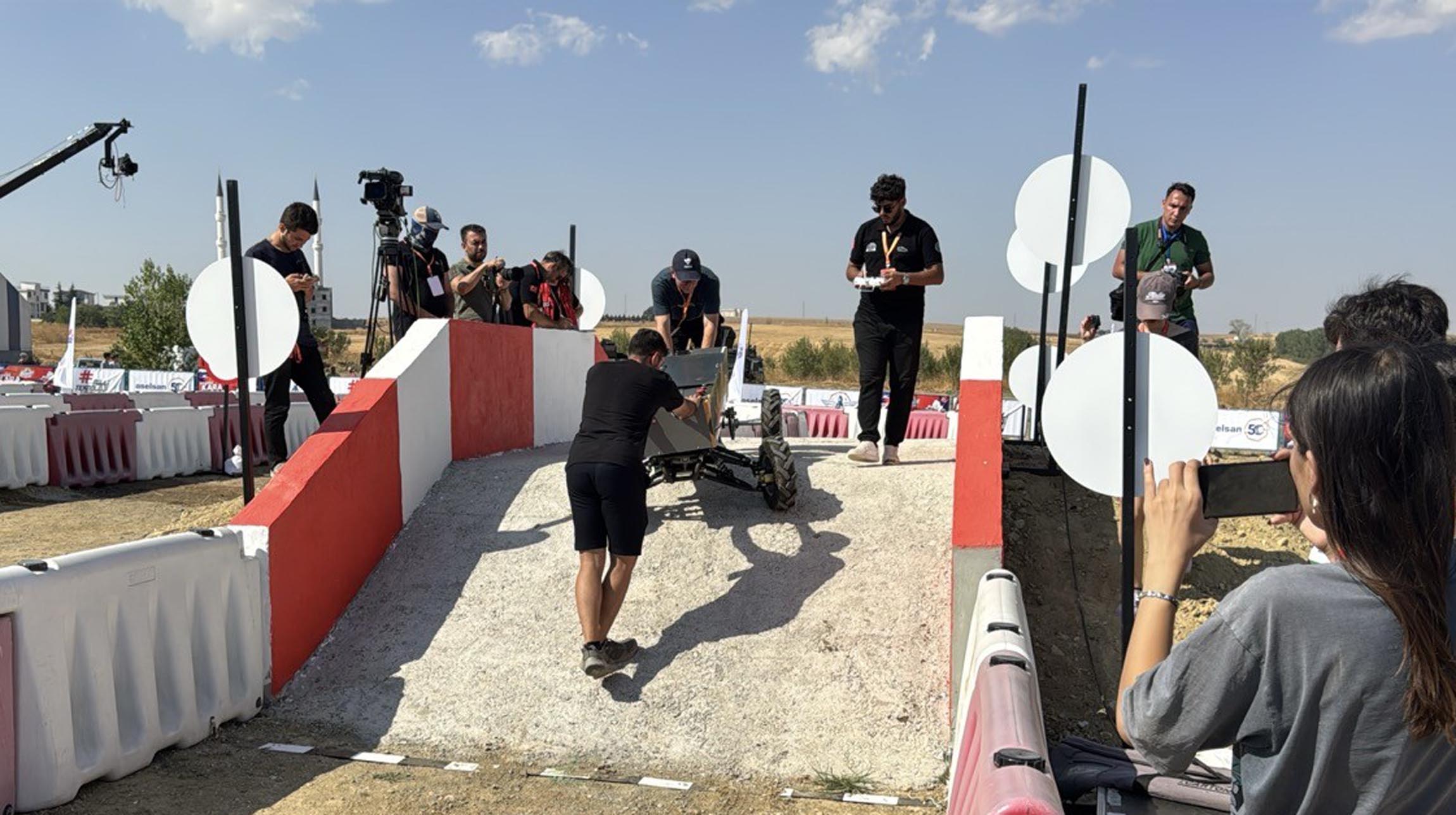 TEKNOFEST İnsansız Kara Aracı Yarışması