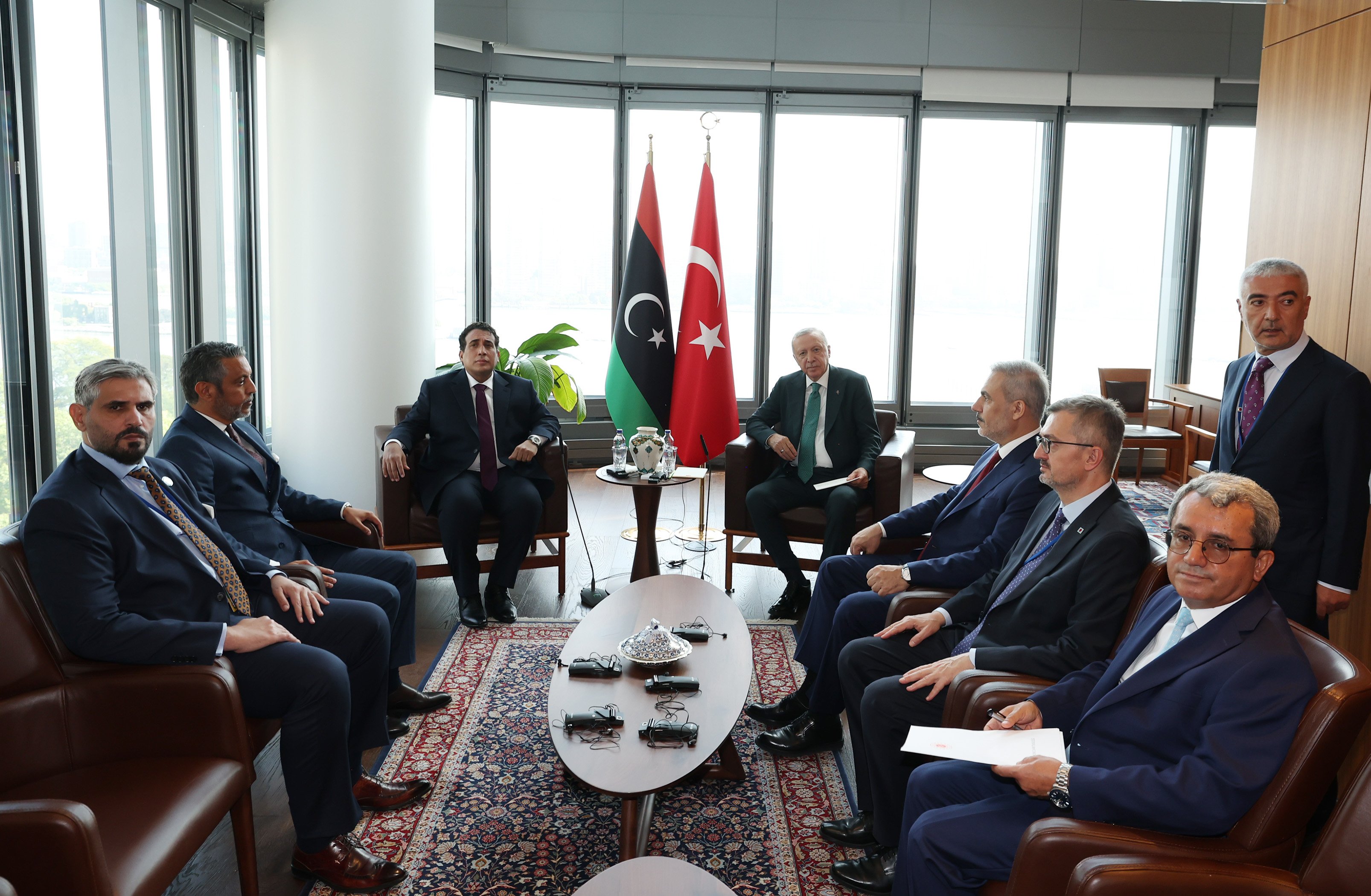Cumhurbaşkanı Erdoğan Libya Başkanı El-Menfi
