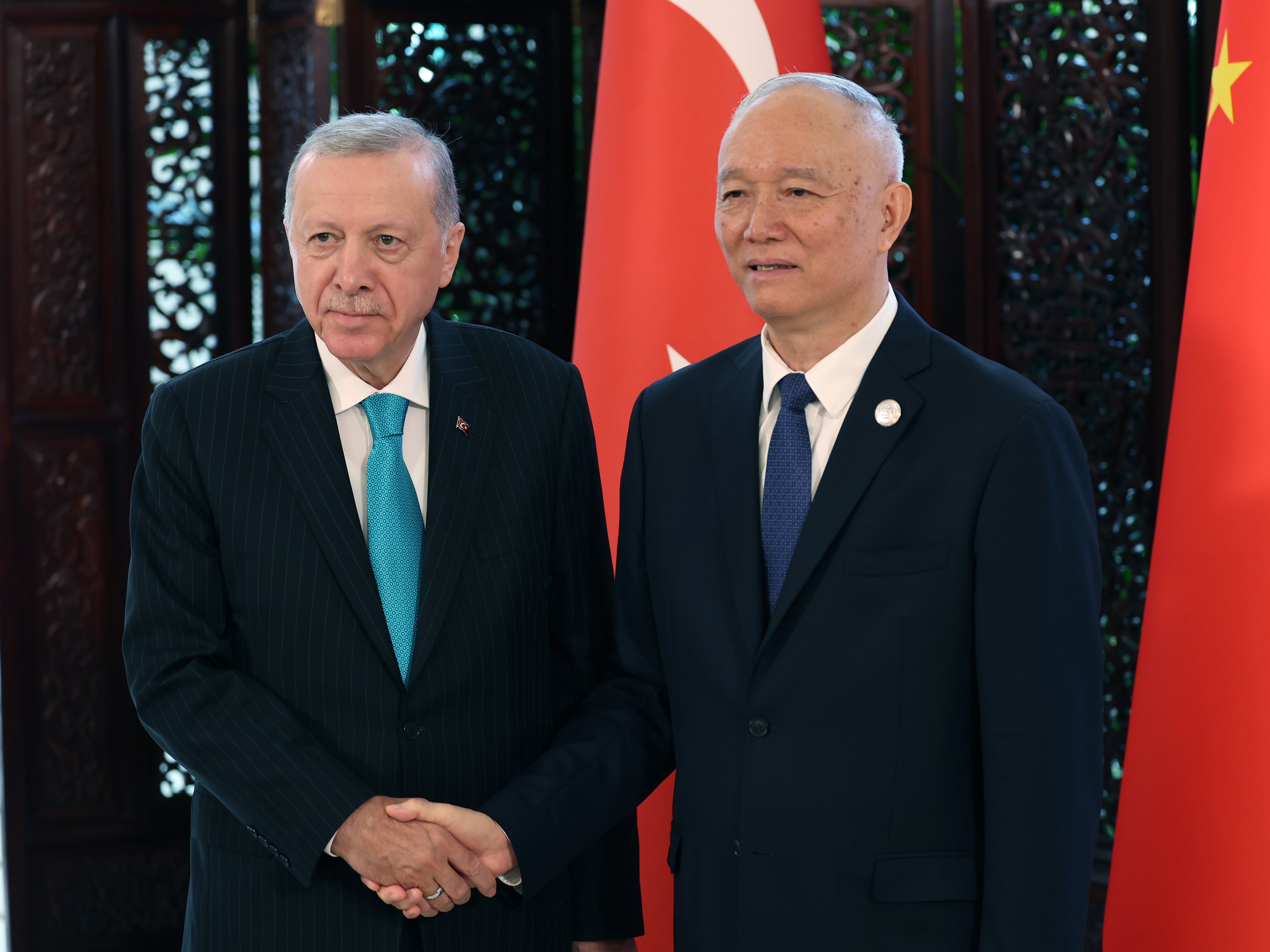 Cumhurbaşkanı Erdoğan Çinli Yetkili ile Görüşüyor