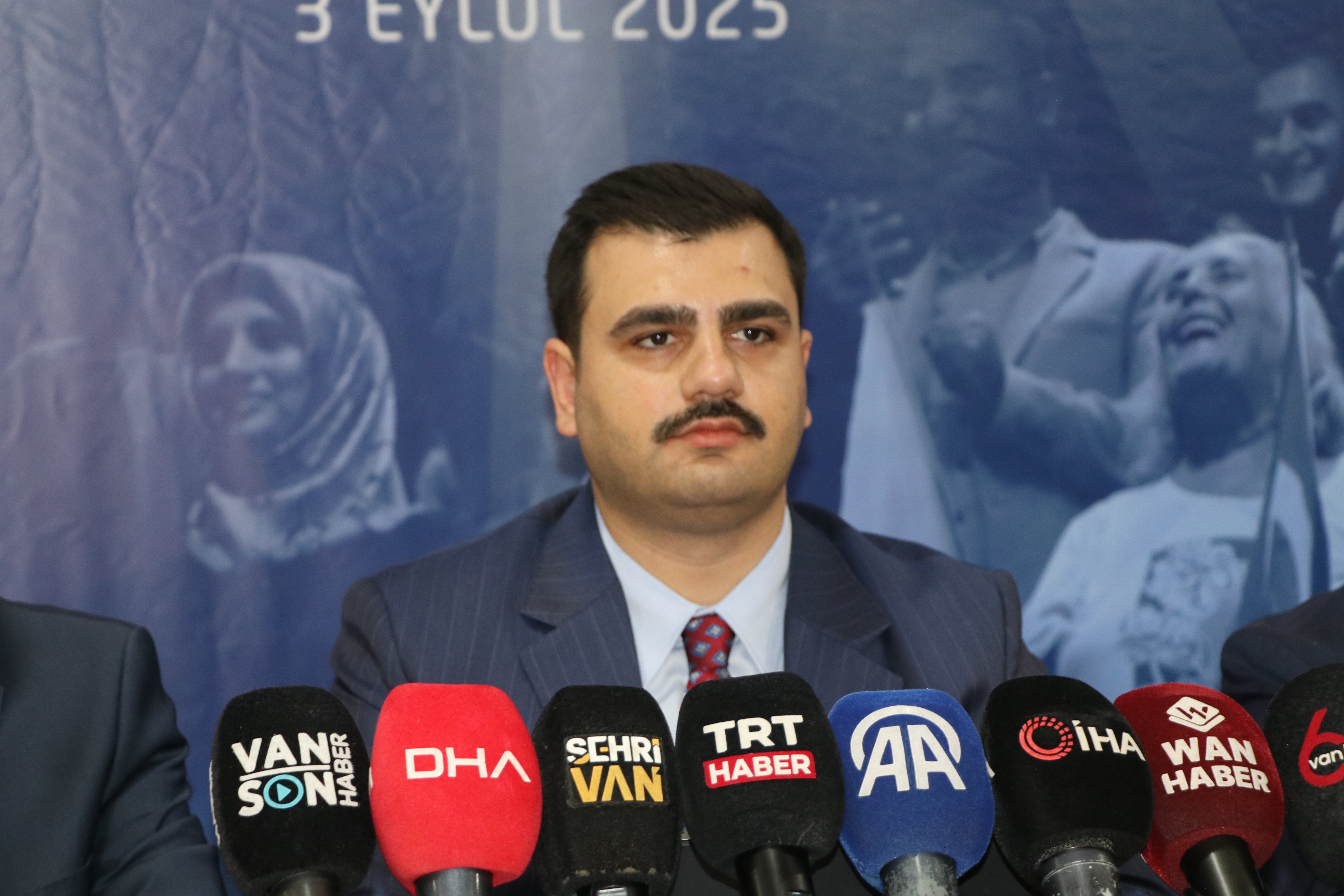 Eyyüp Kadir İnan Van ziyareti
