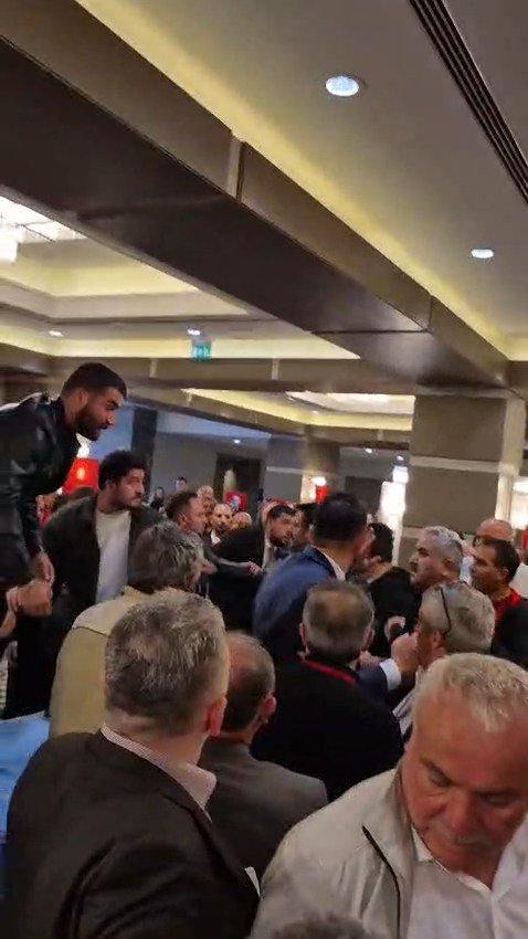 CHP Kongresi Kavga