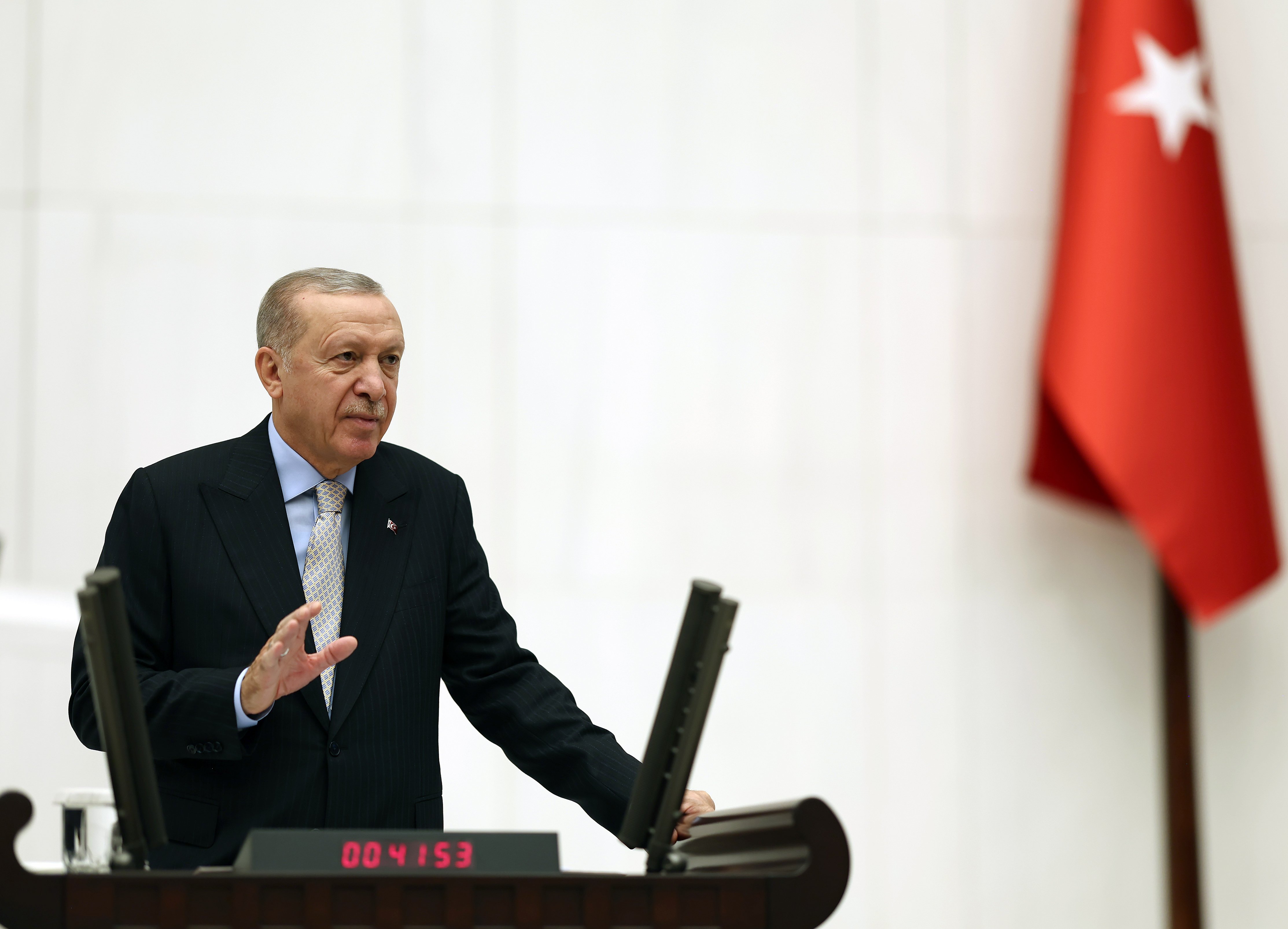 Cumhurbaşkanı Erdoğan konuşma yapıyor