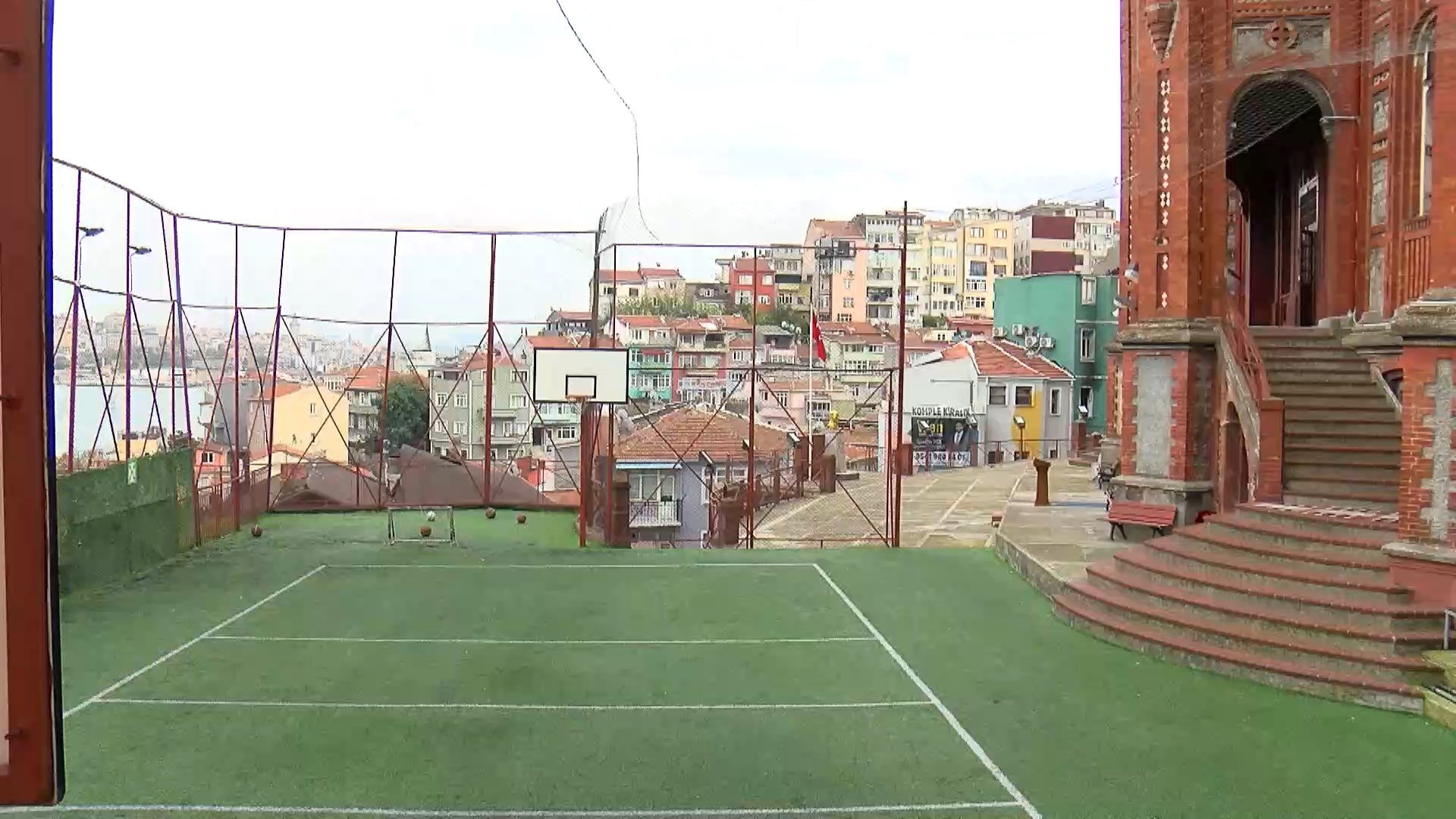 İstanbul İl Milli Eğitim Müdürü Murat Mücahit Yentür
