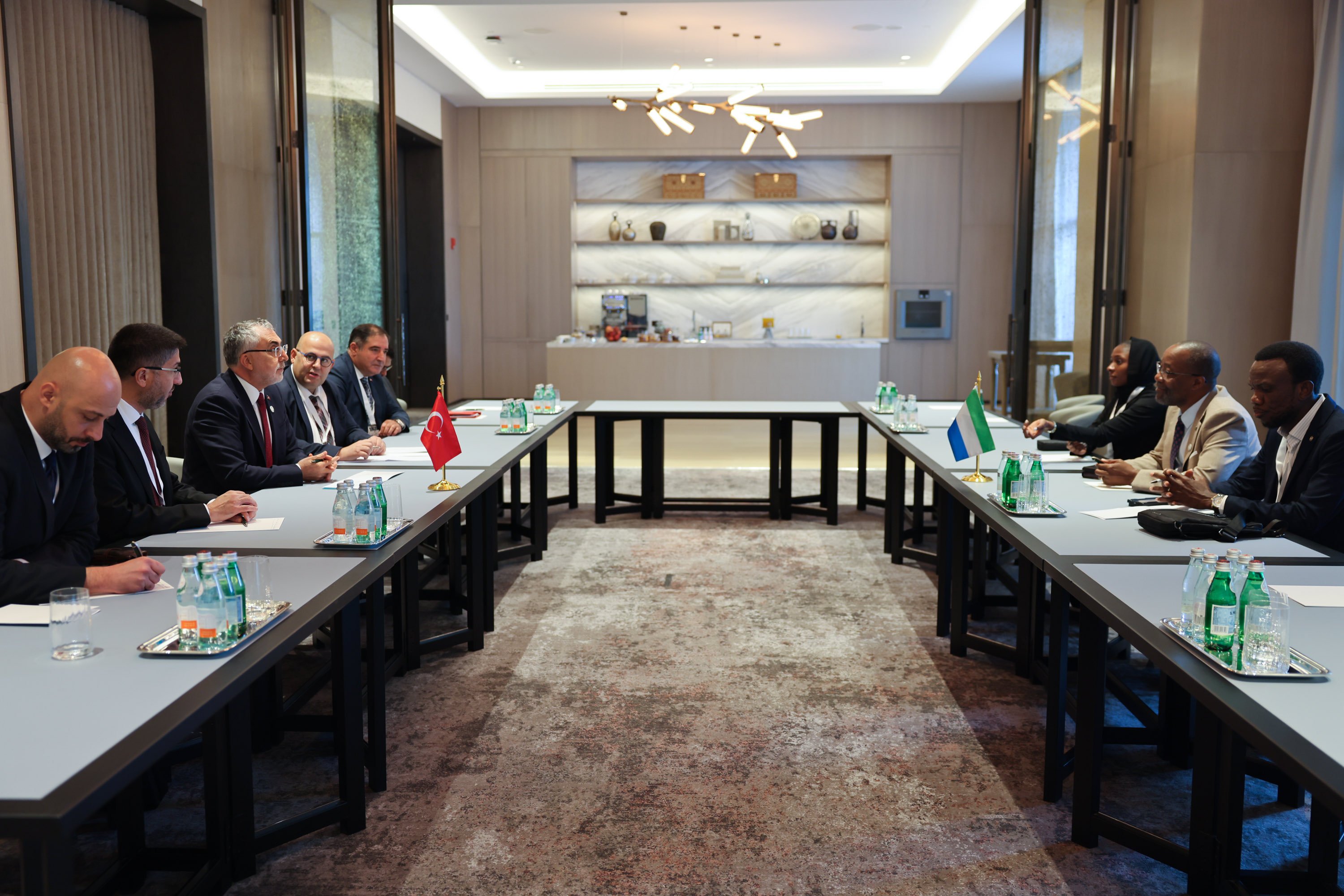 Vedat Işıkhan Sierra Leone Bakanı Görüşme