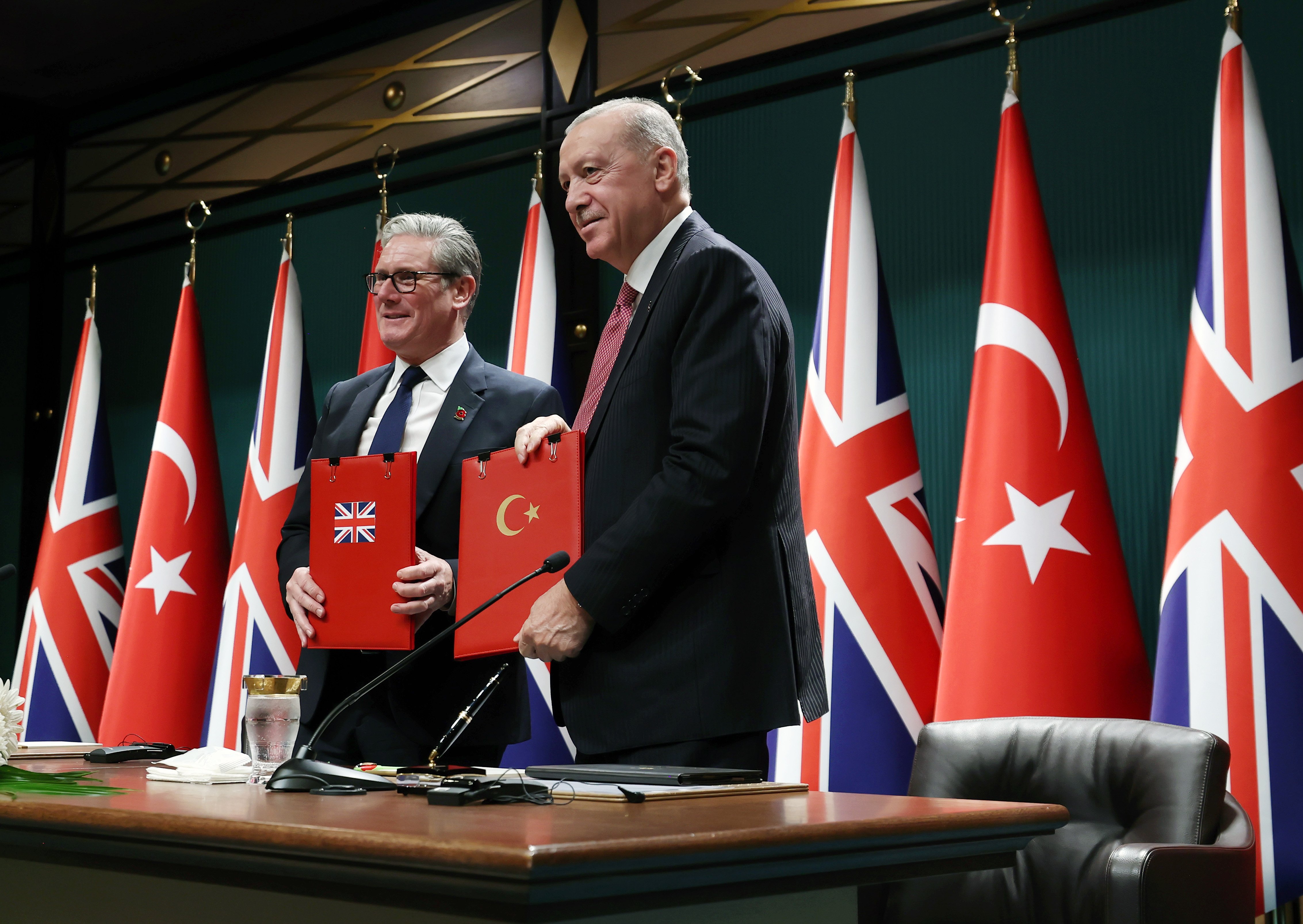 Türkiye İngiltere diplomatik görüşme