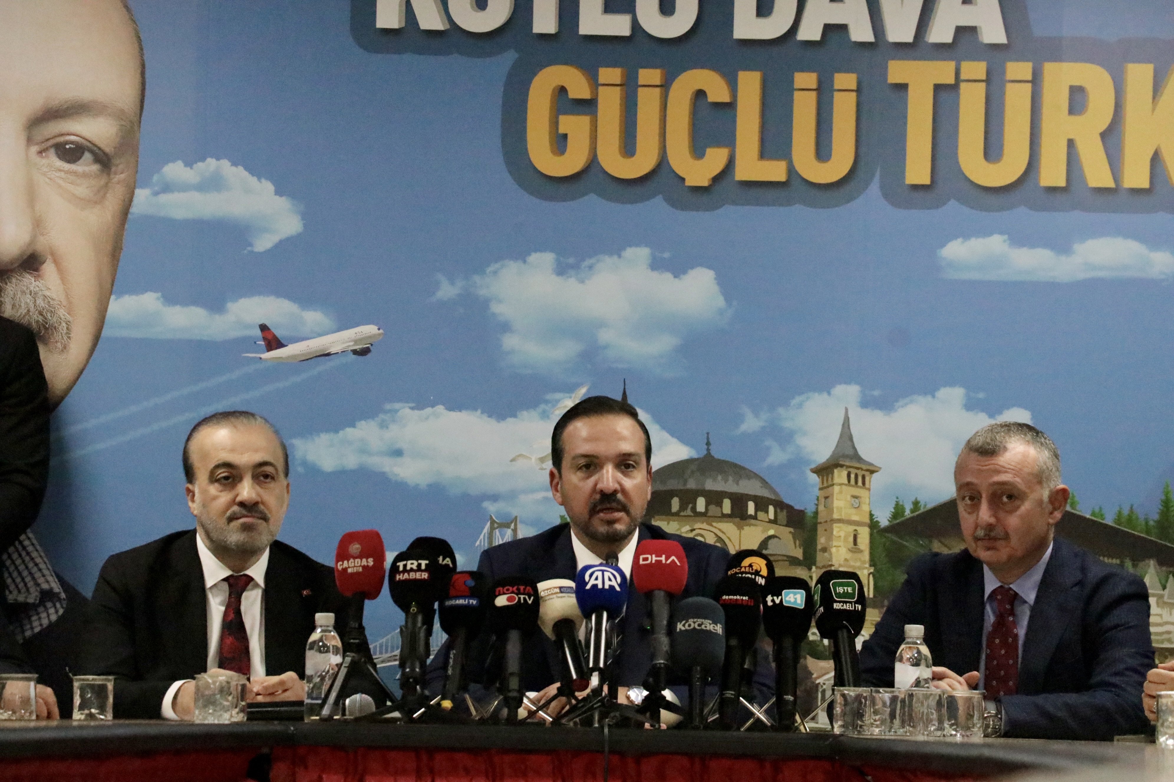Kürşad Zorlu