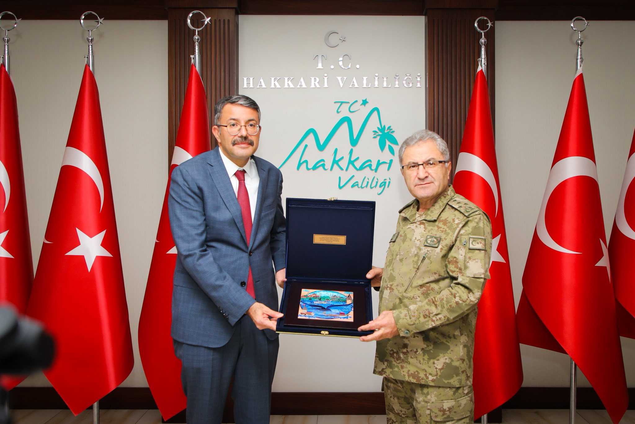 Orgeneral Tokel valilik ziyareti