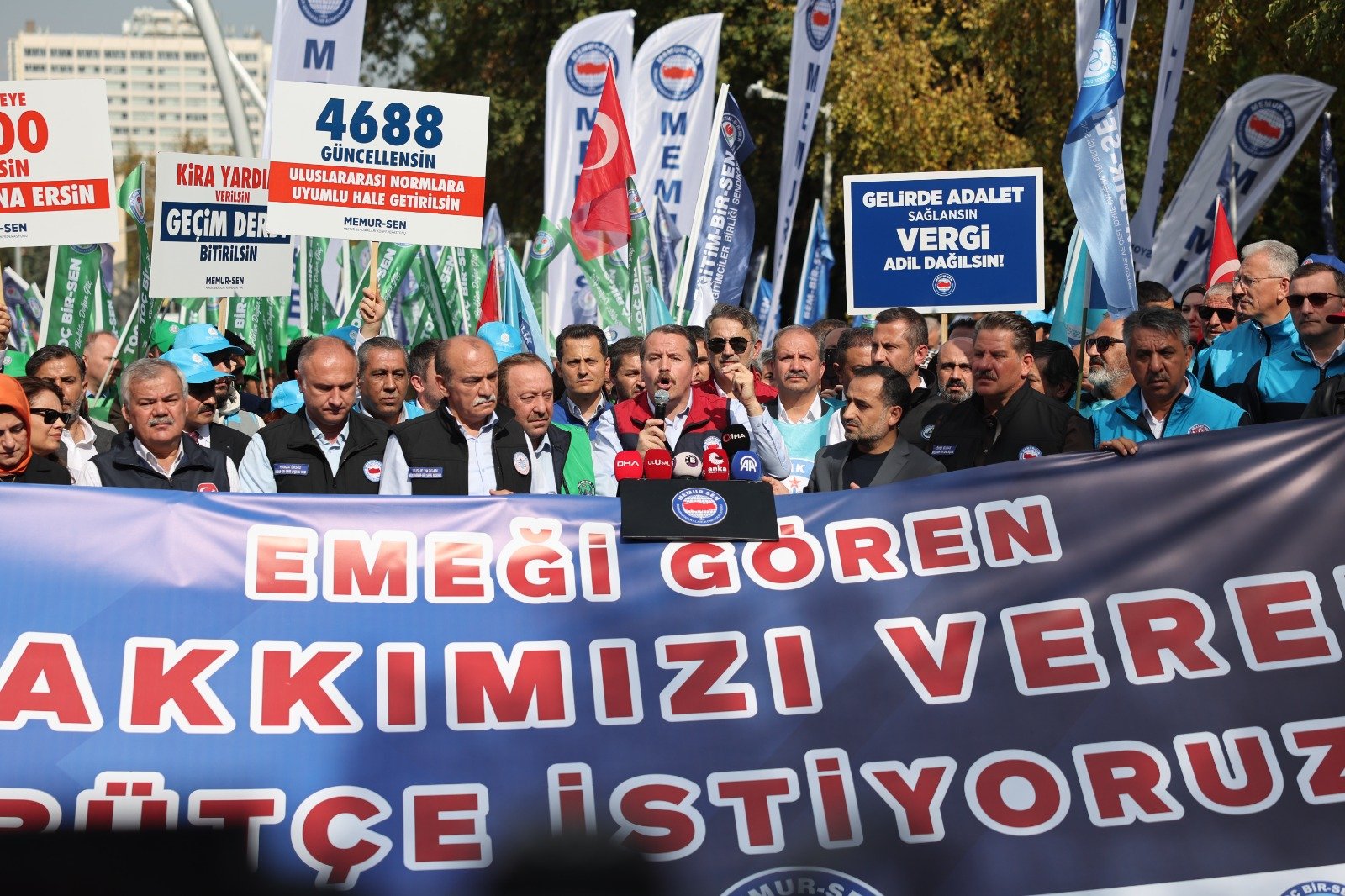 Memur-Sen bütçe protestosu