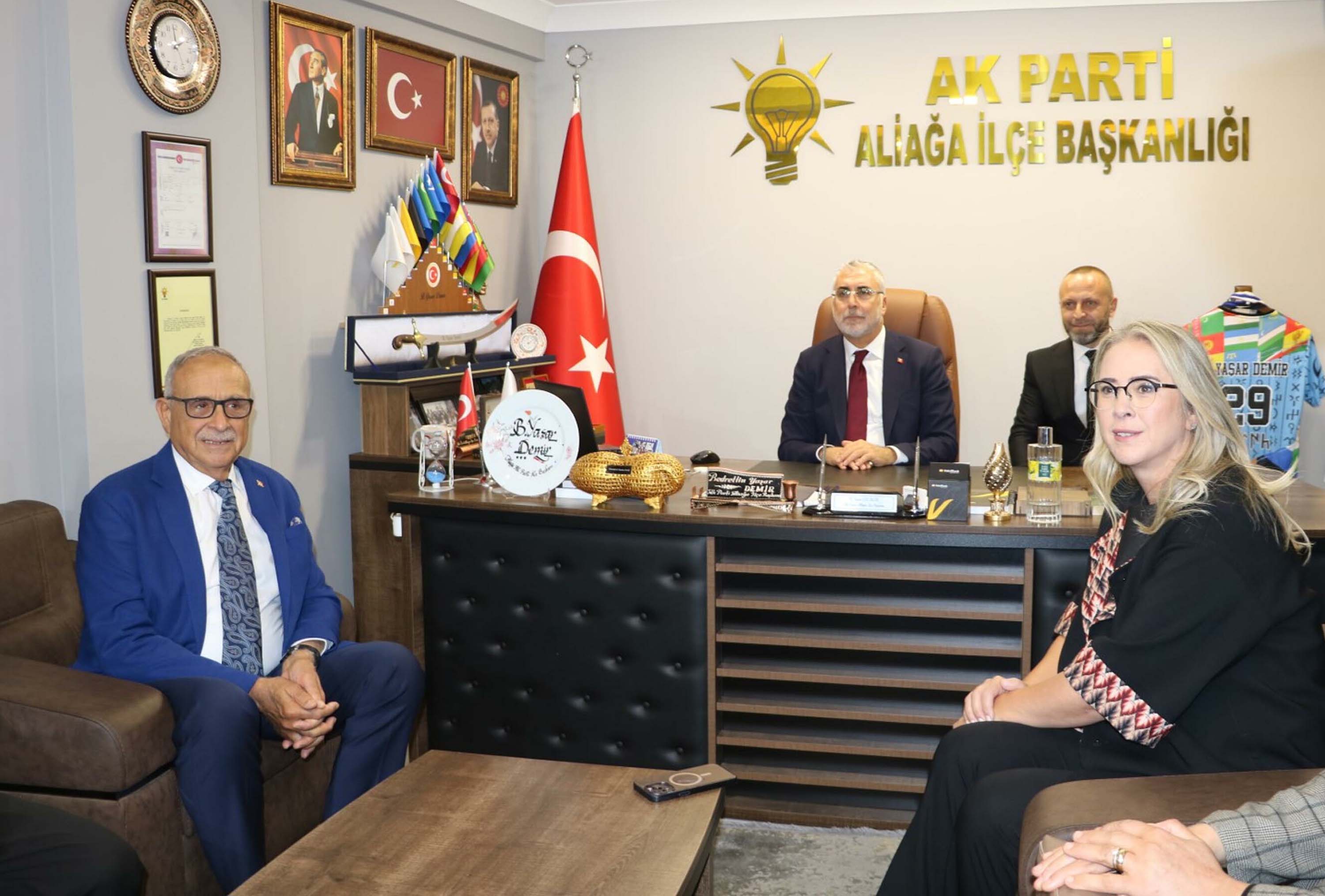 Bakan Vedat Işıkhan AK Parti Aliağa Ziyareti