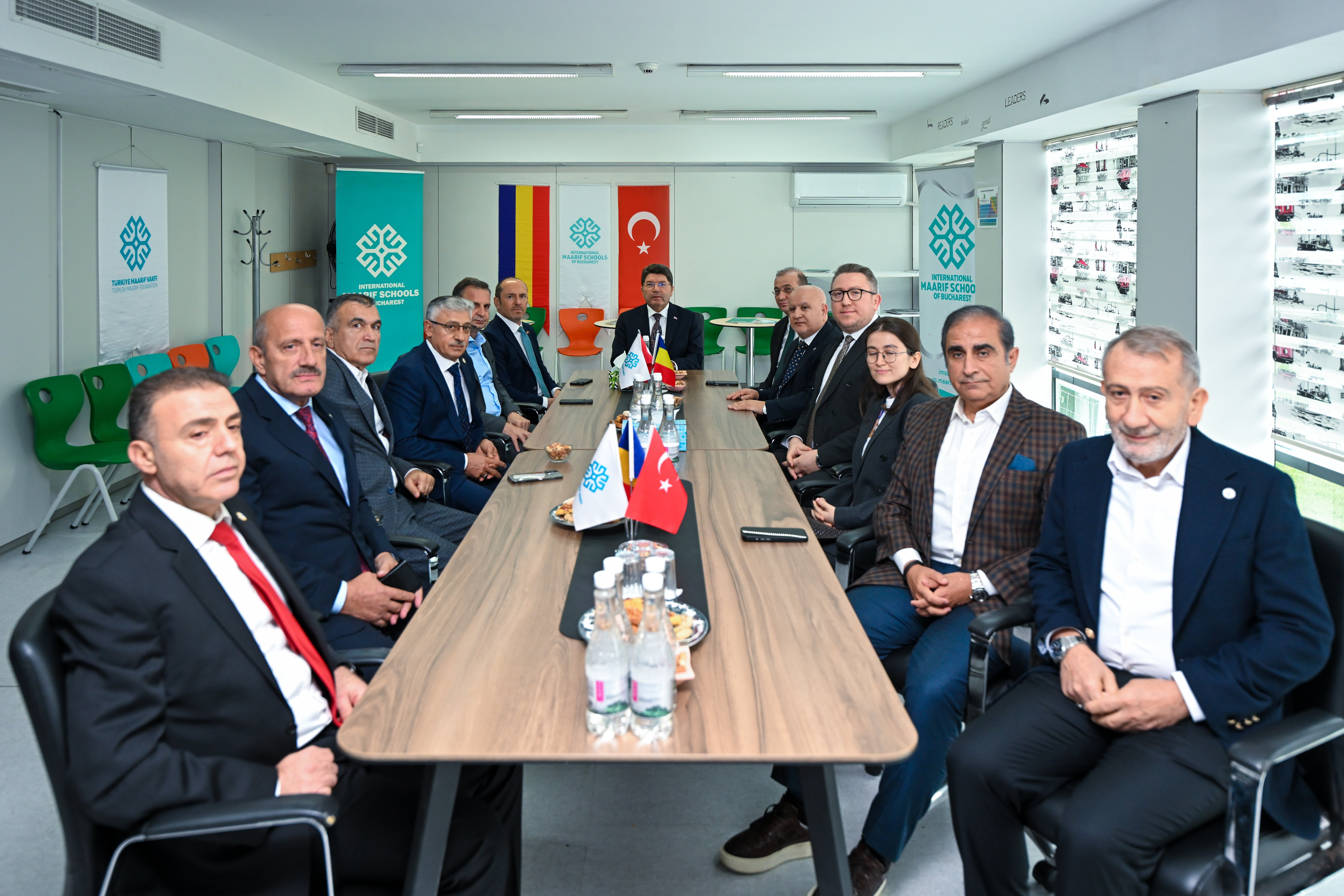 Bakan Tunç Romanya temasları