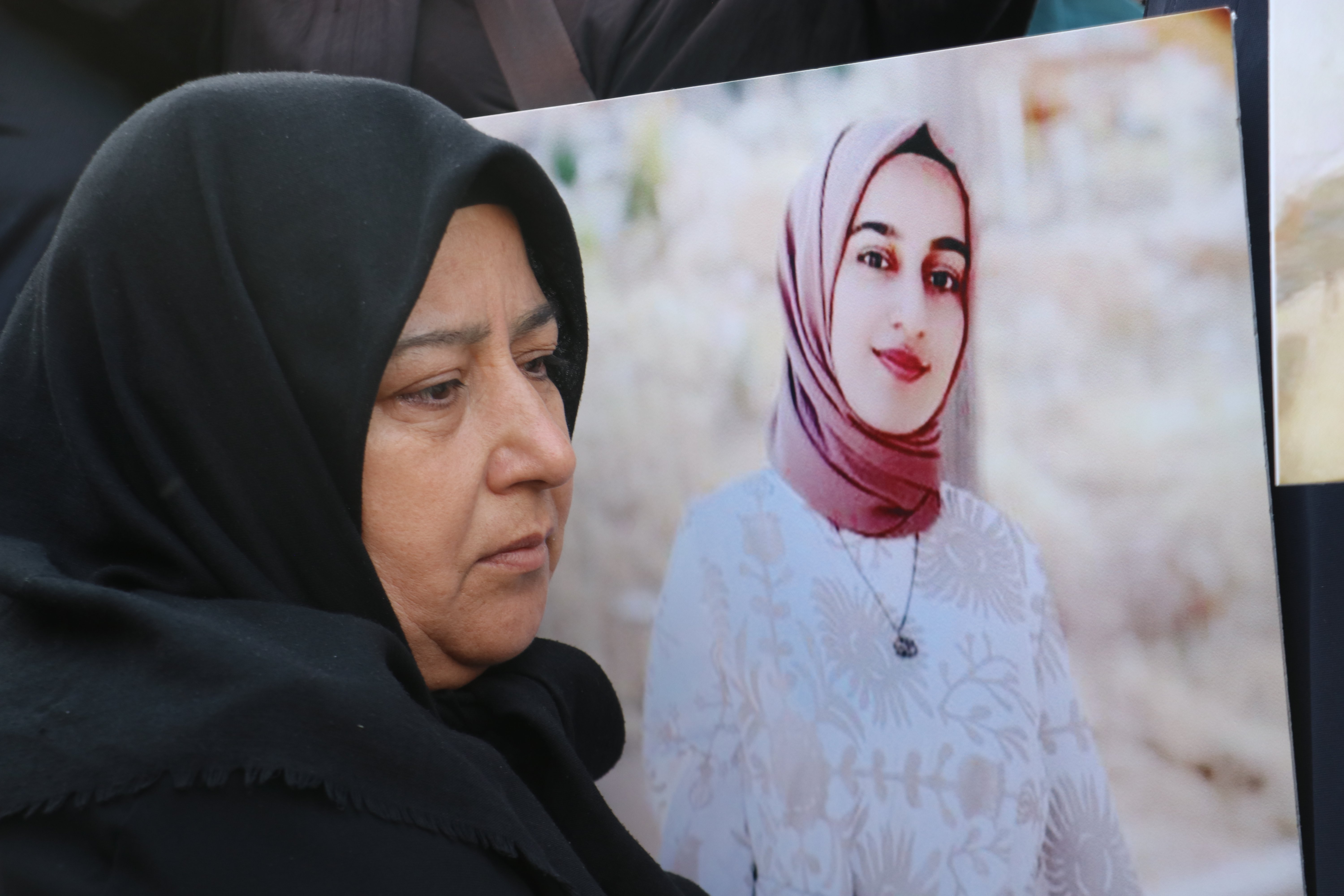 Rojin Kabaiş protesto kalabalık