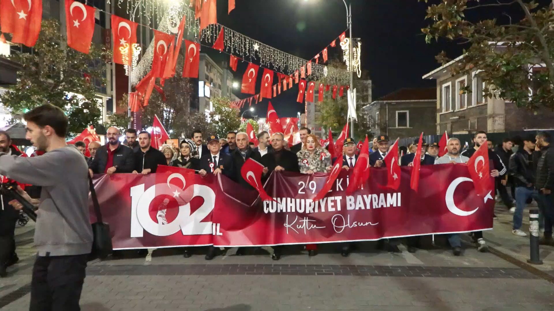 Ümraniye Cumhuriyet Bayramı Fener Alayı