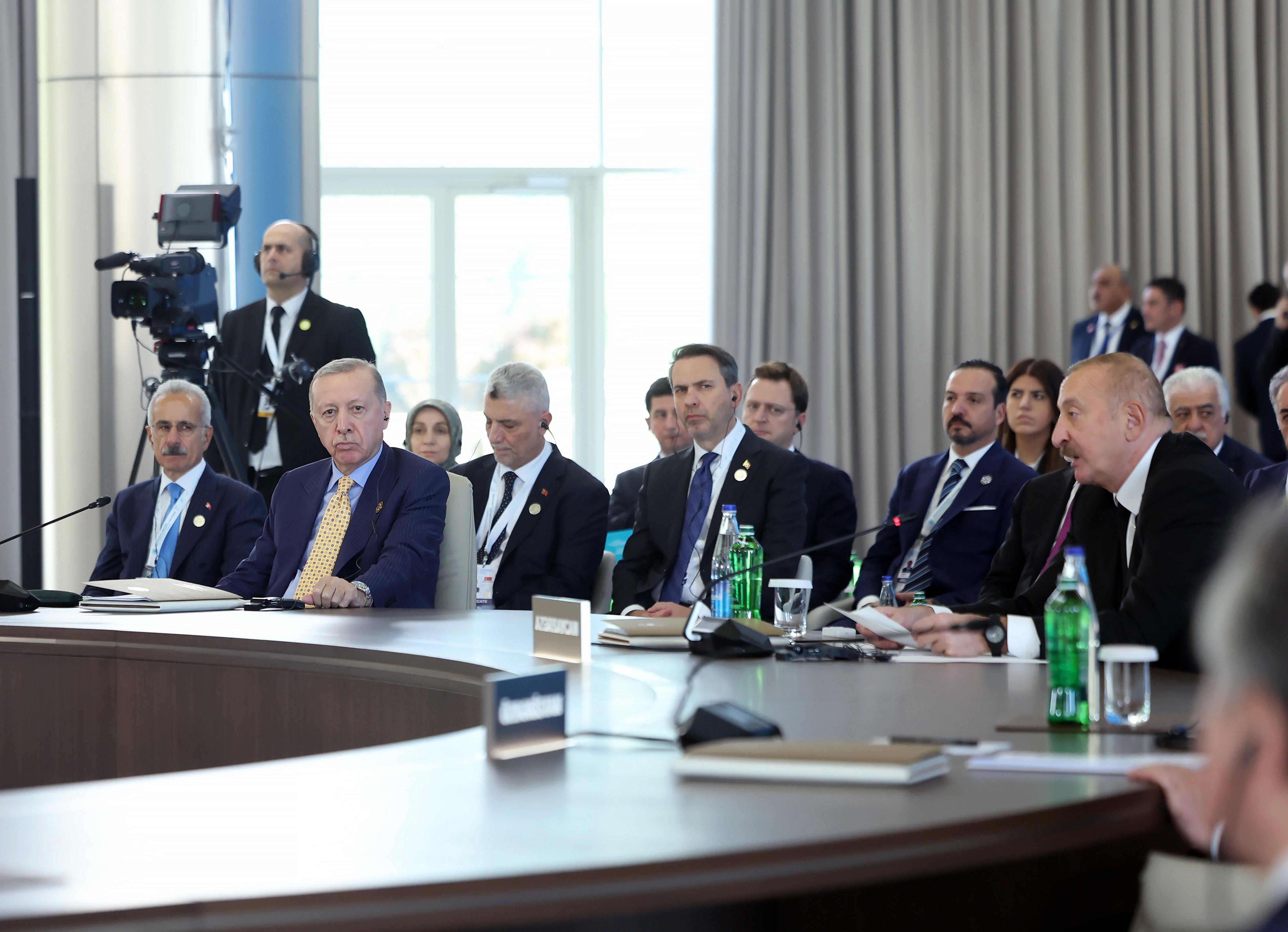 Türk Devletleri Liderleri Zirve