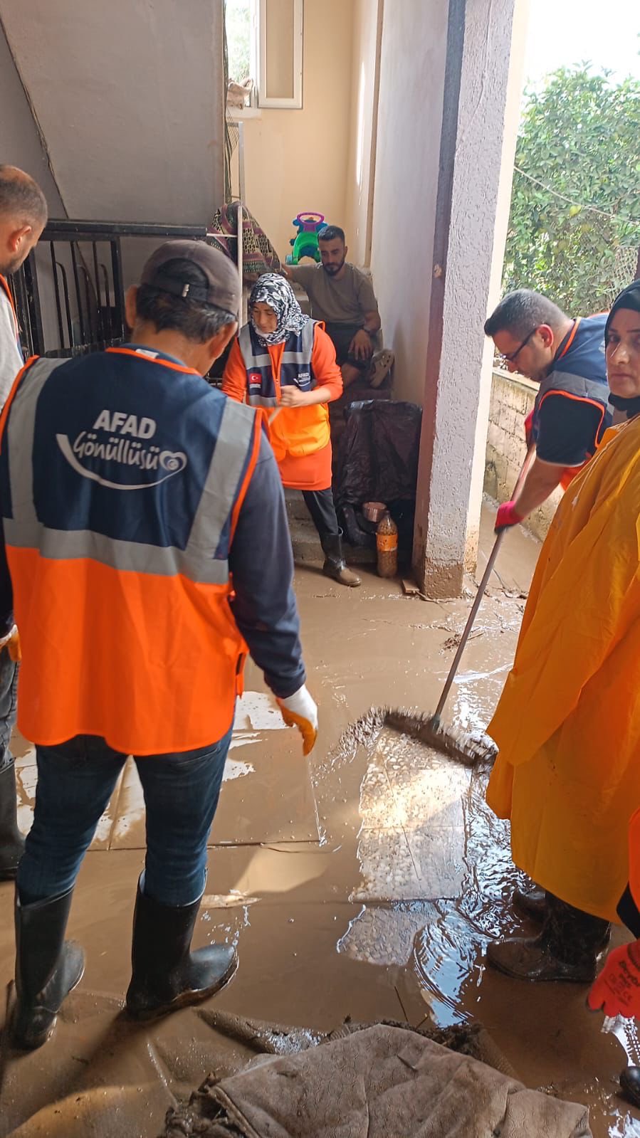 Hatay sel AFAD ekipleri