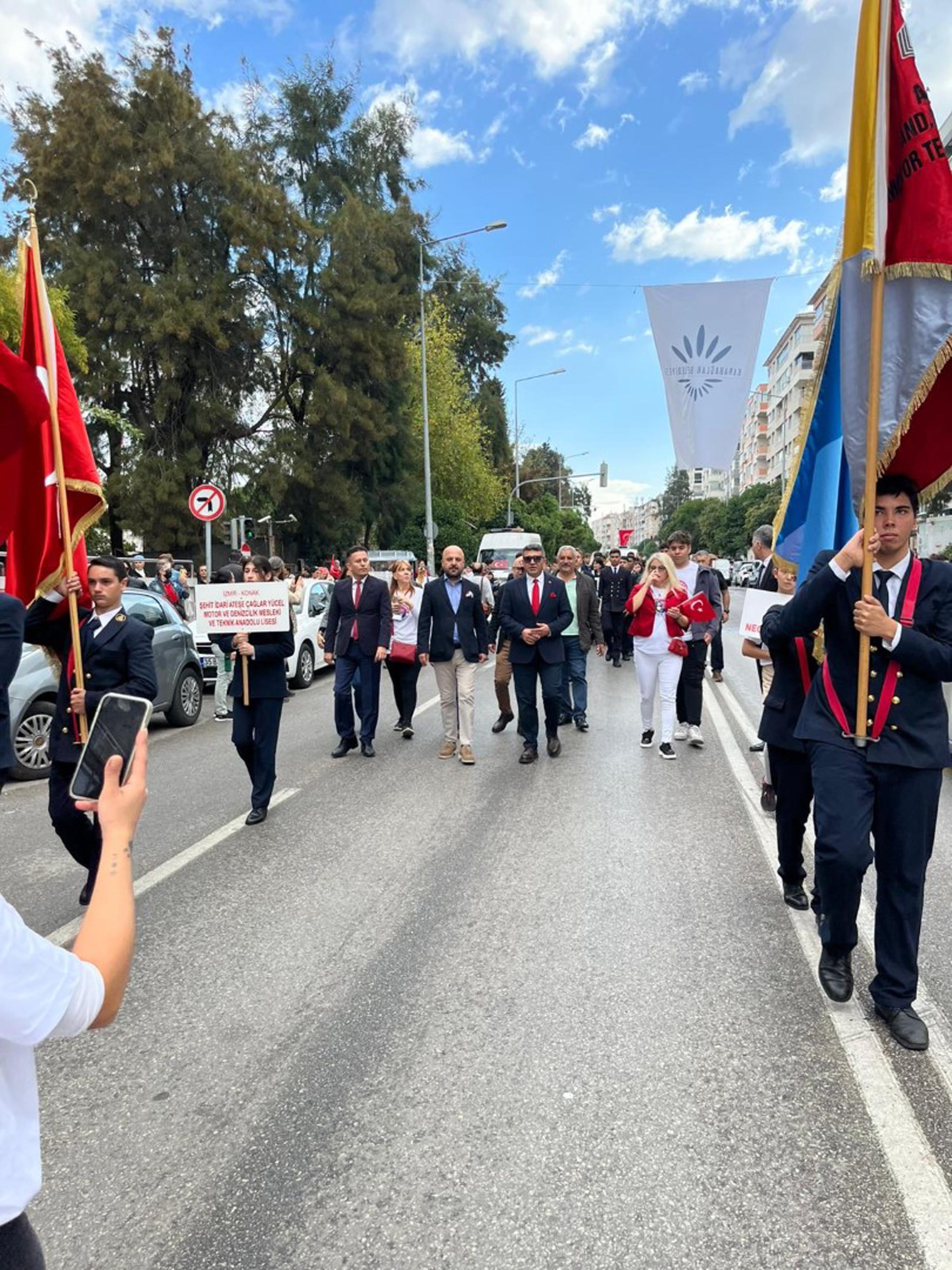 Cumhuriyet Yürüyüşü Final