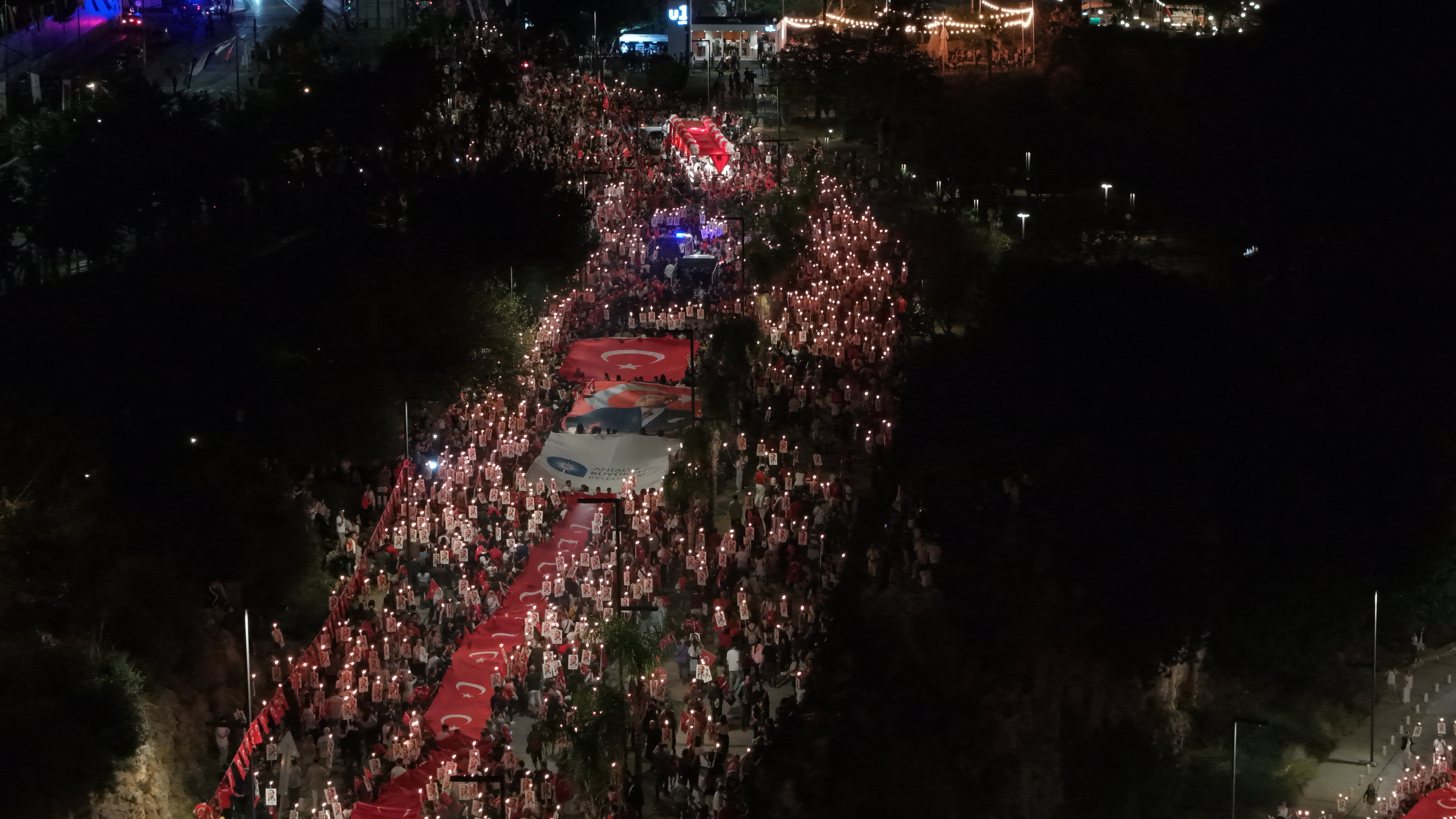 Antalya Valisi Hulusi Şahin