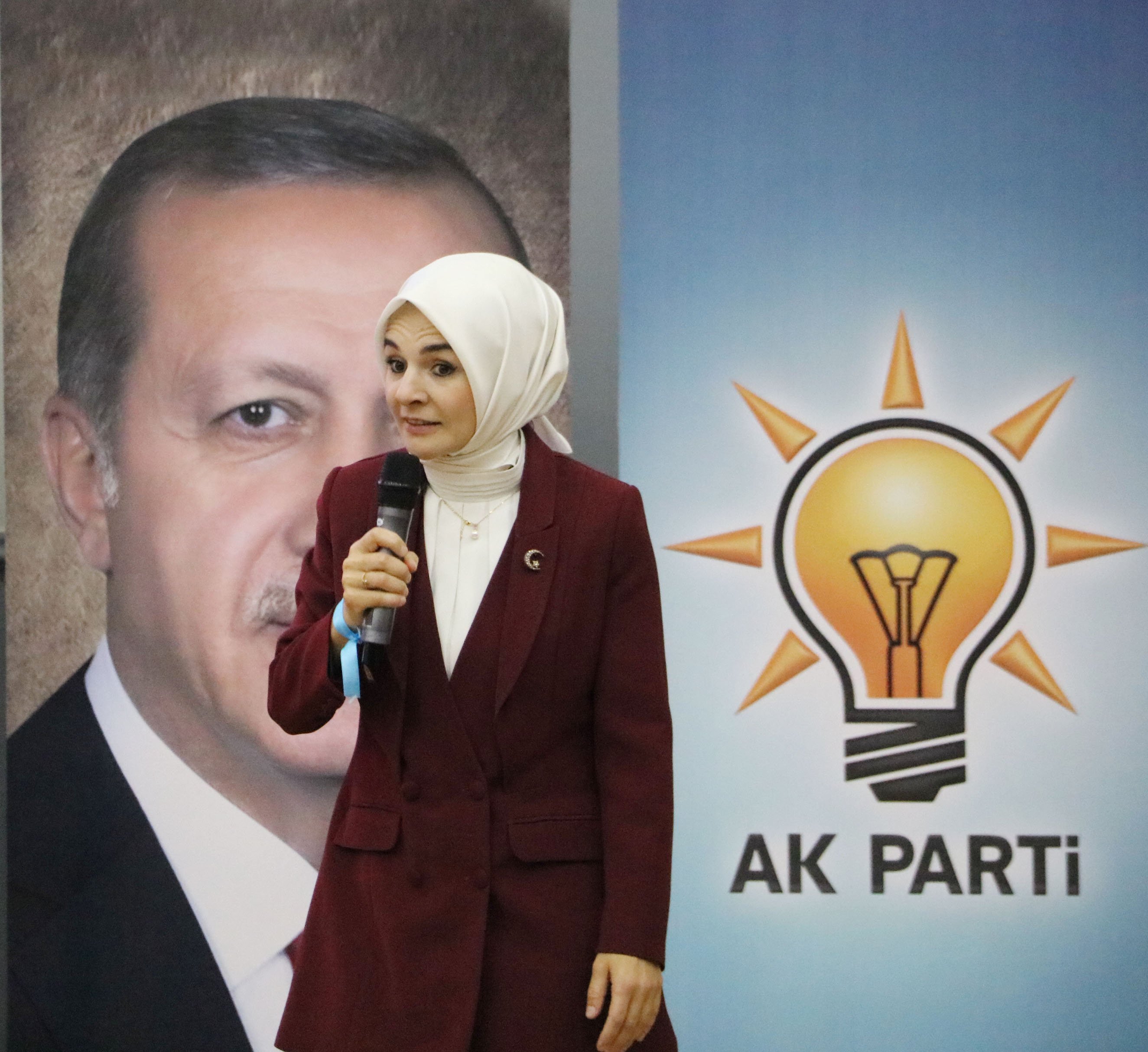 Bakan Mahinur Özdemir Göktaş