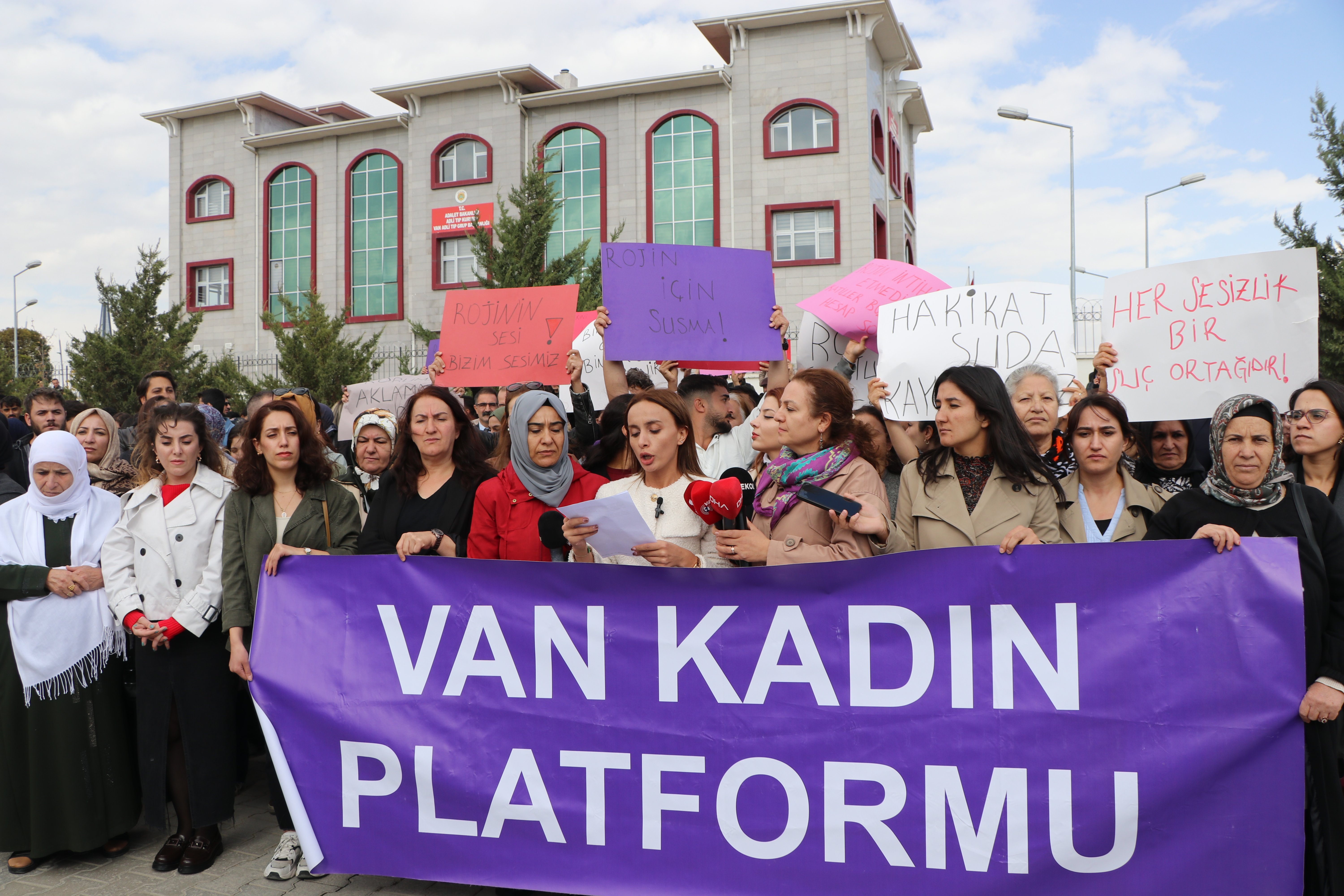 Kadın platformu eylemi