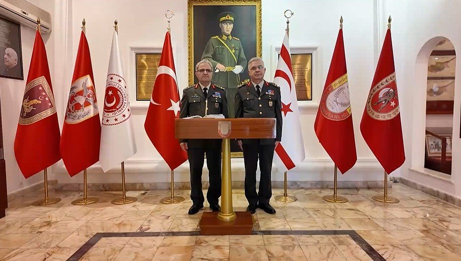 Kara Kuvvetleri Komutanı KKTC temasları