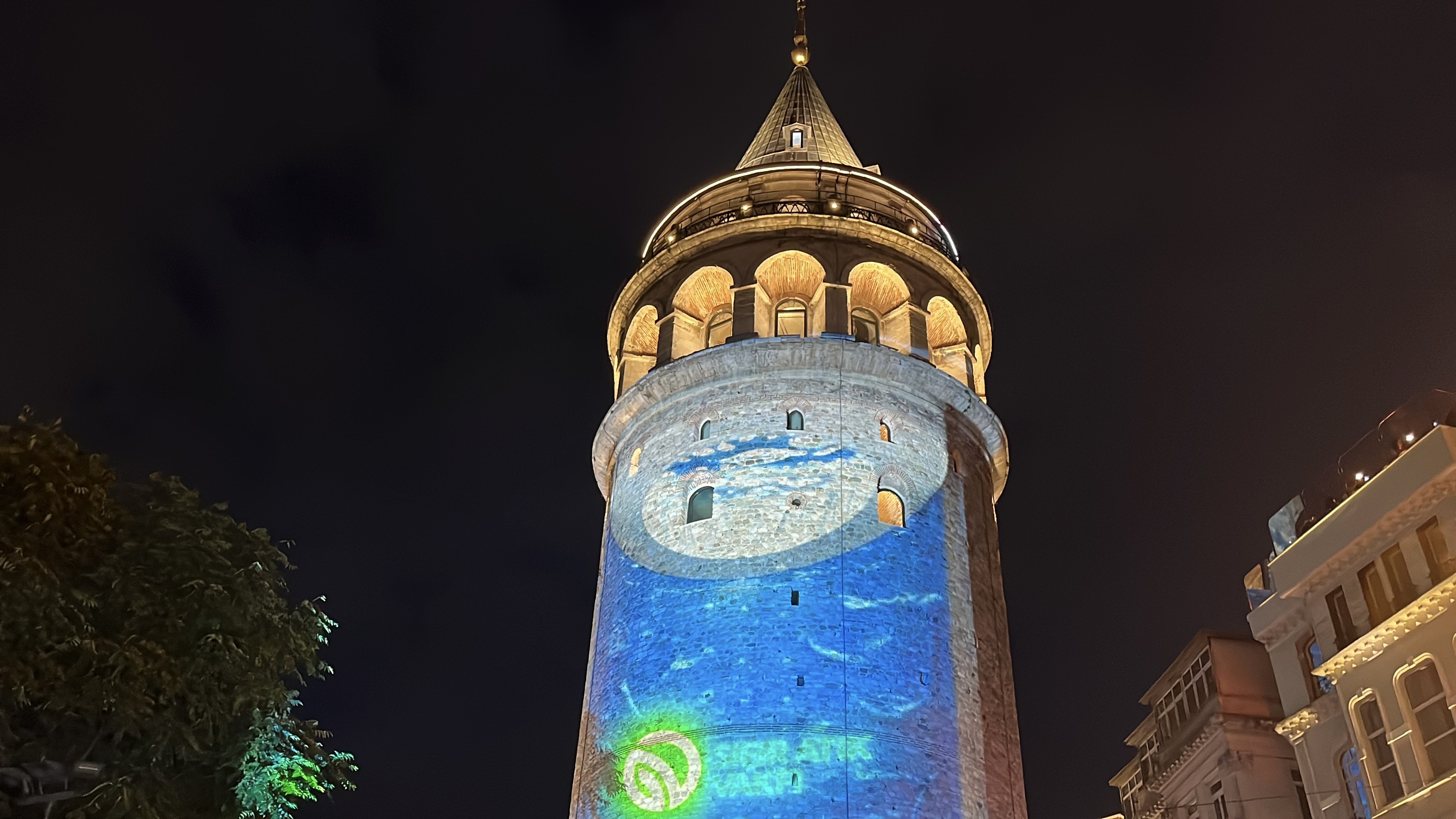 Galata Kulesi çevre aydınlatması