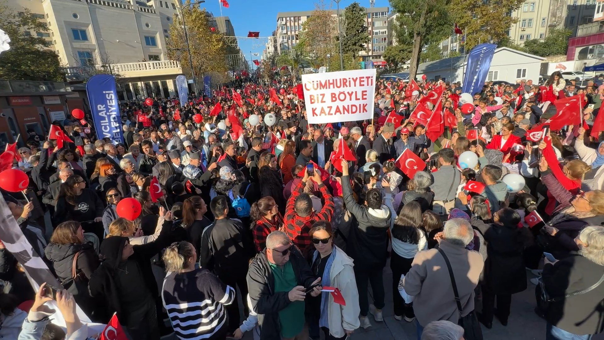 Avcılar Cumhuriyet Yürüyüşü