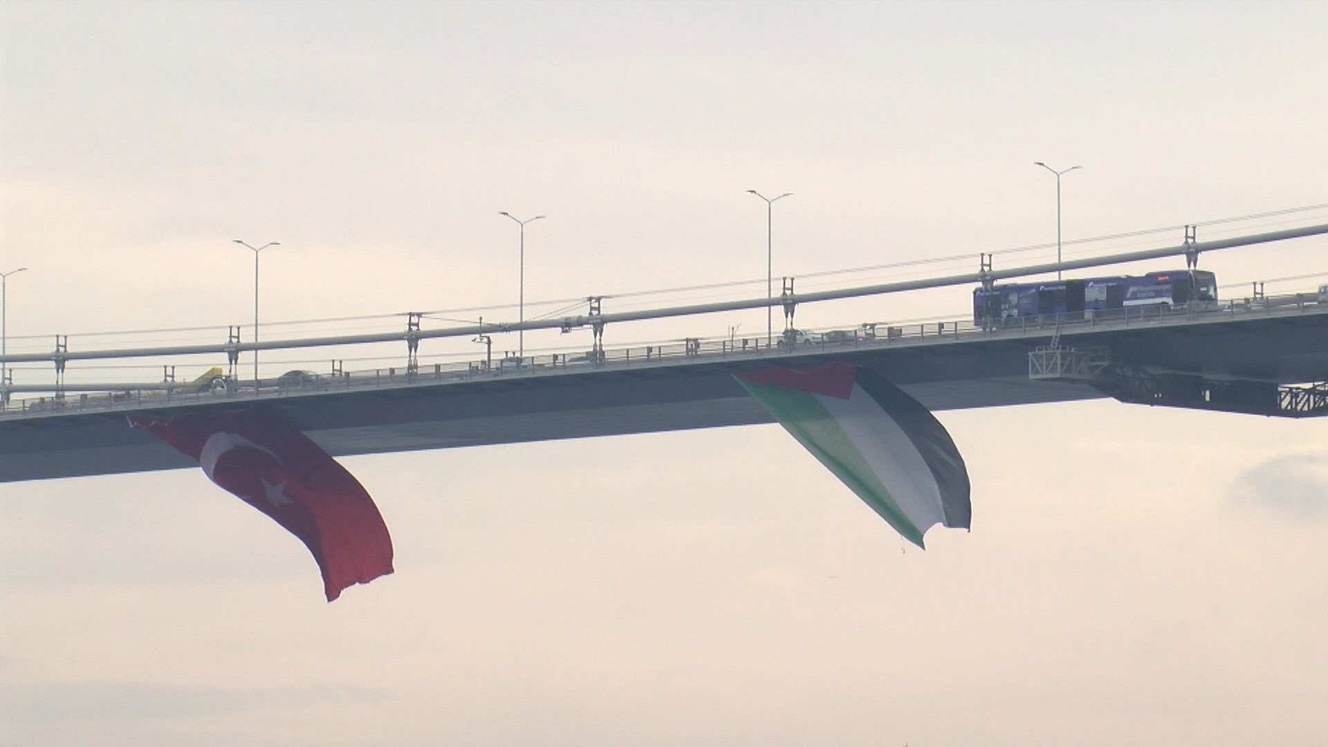 İstanbul Boğazı Köprüleri Filistin Bayrağı