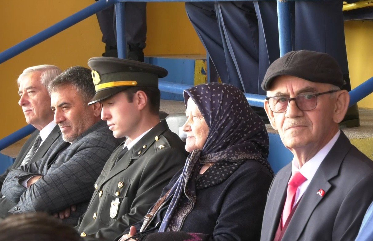 Şehit ailesi duygusal anlar