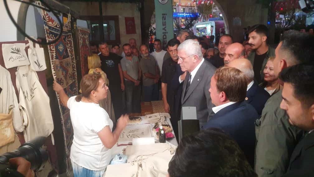 Müsavat Dervişoğlu esnaf ziyareti