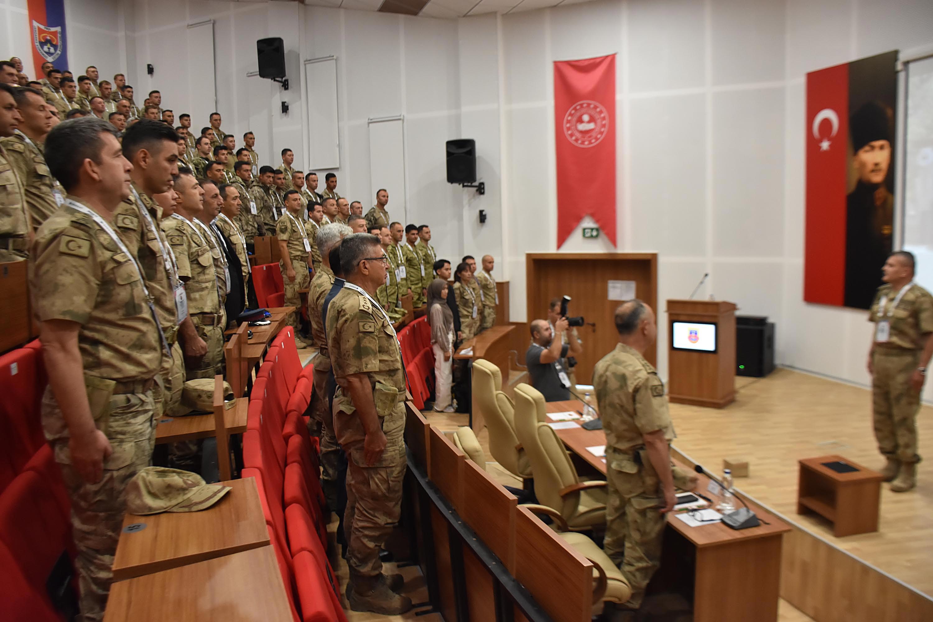 Tümgeneral Uğur Ertekin