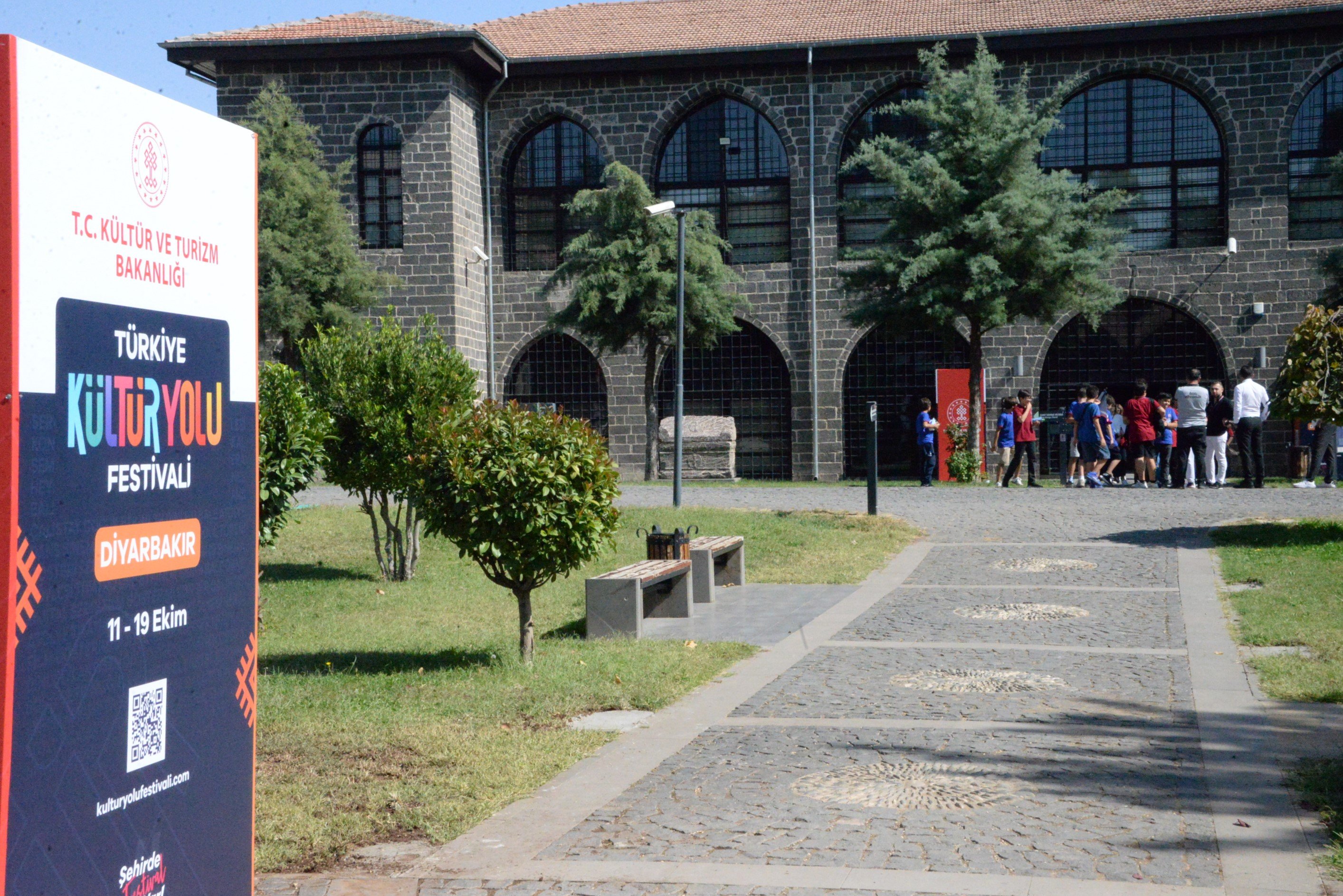 Diyarbakır Festival Ziyaretçileri