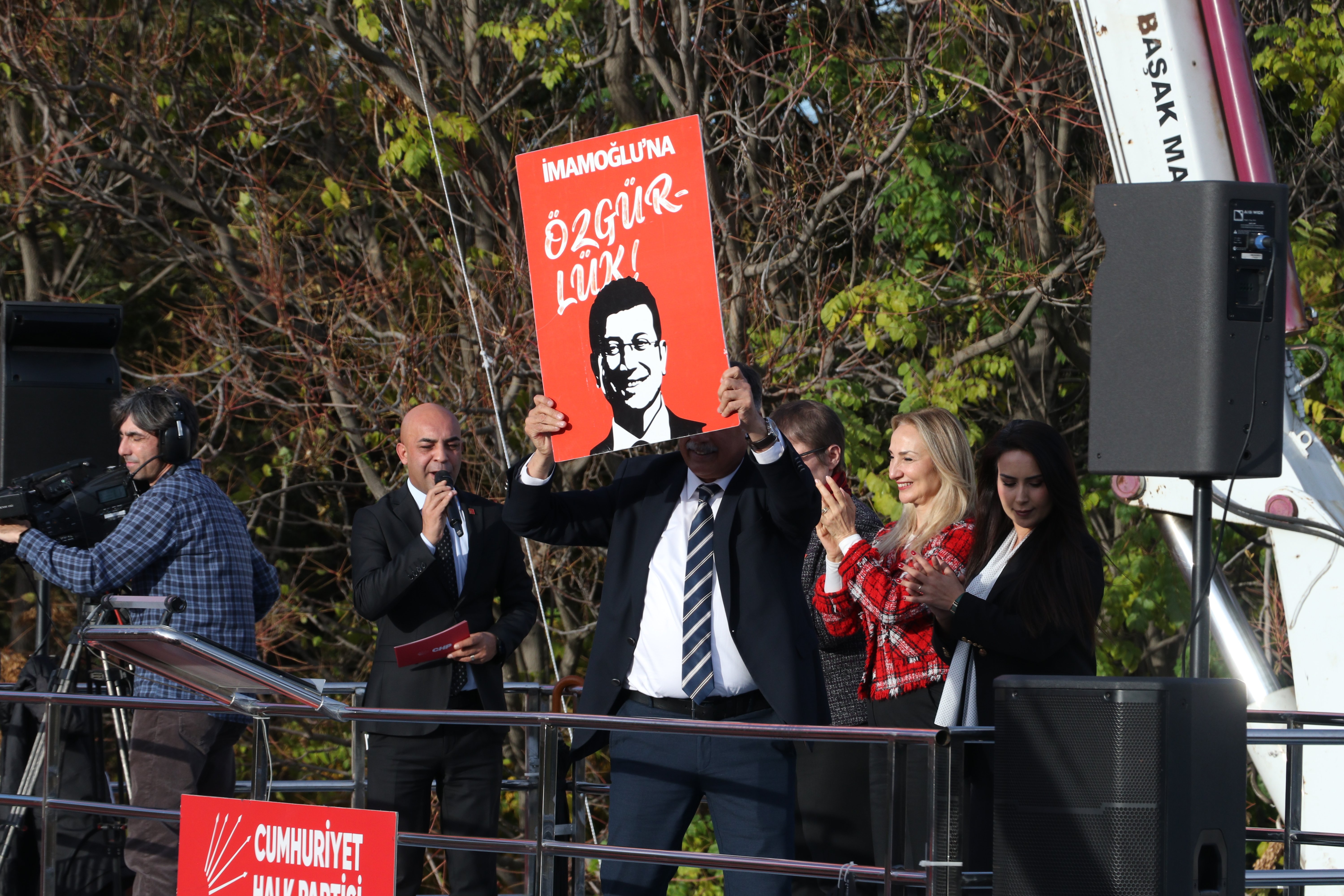 CHP Gençlere Sesleniş