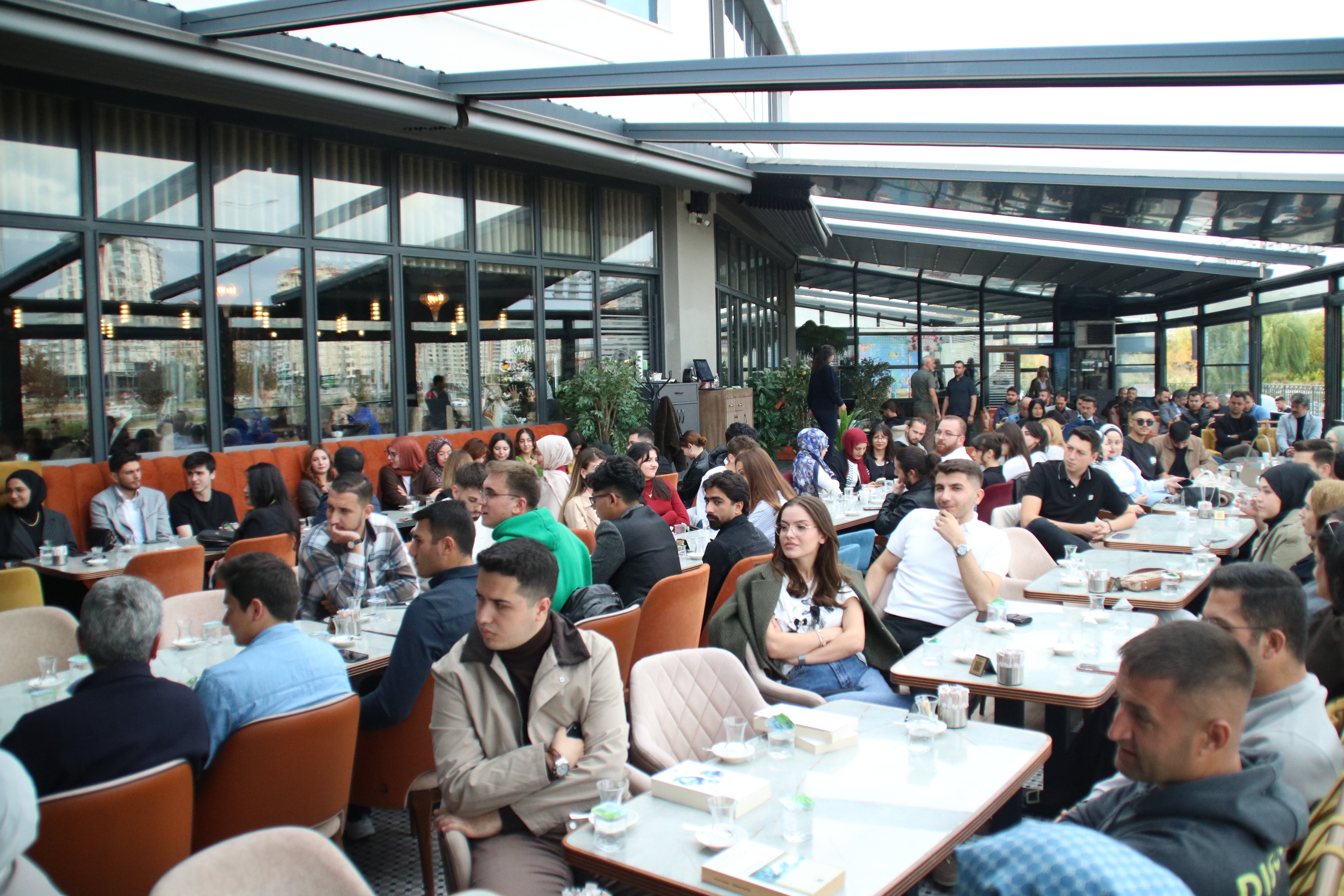 Ahmet Davutoğlu Kayseri Söyleşi