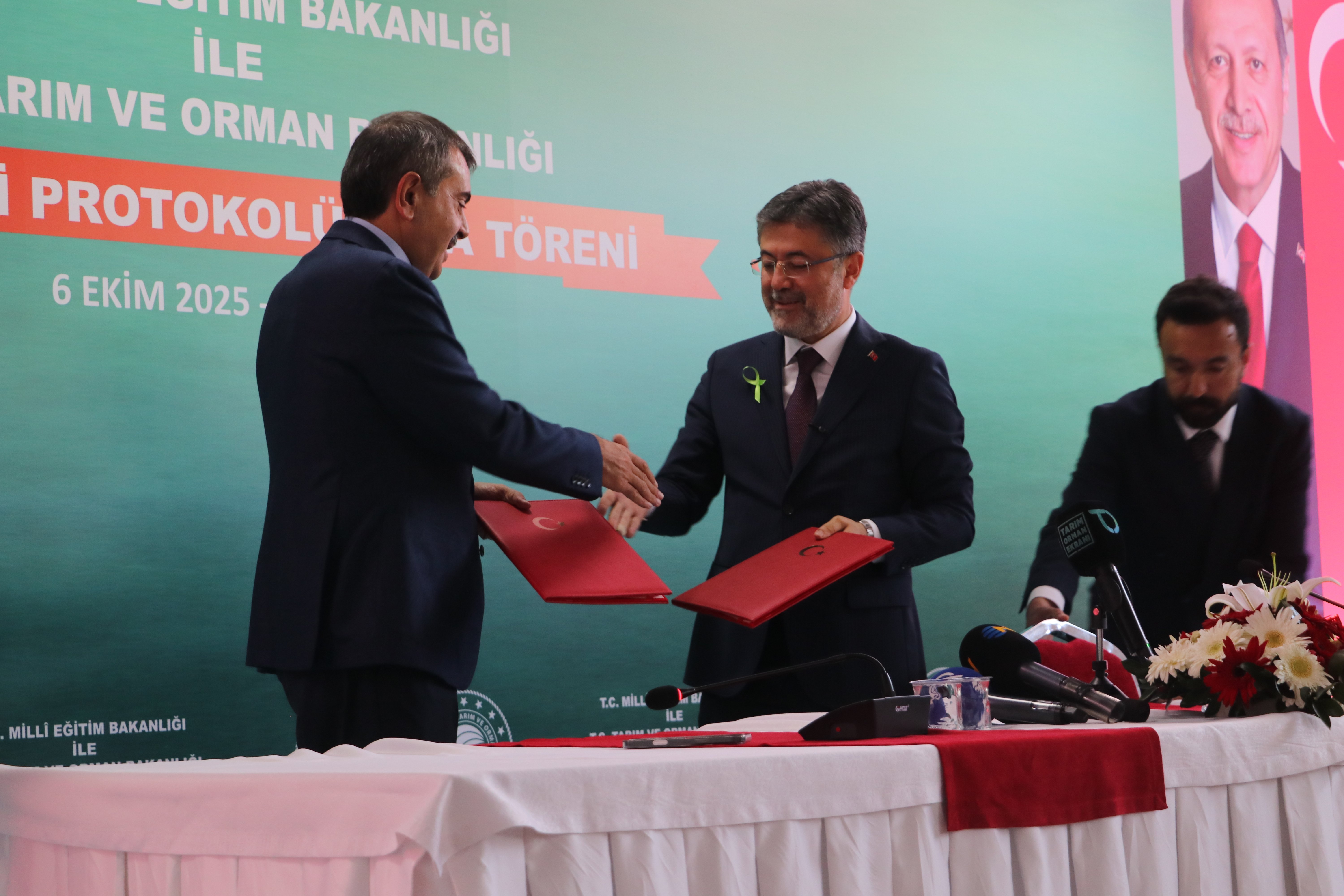 Milli Eğitim Bakanı Yusuf Tekin protokol hakkında açıklamalar yapıyor