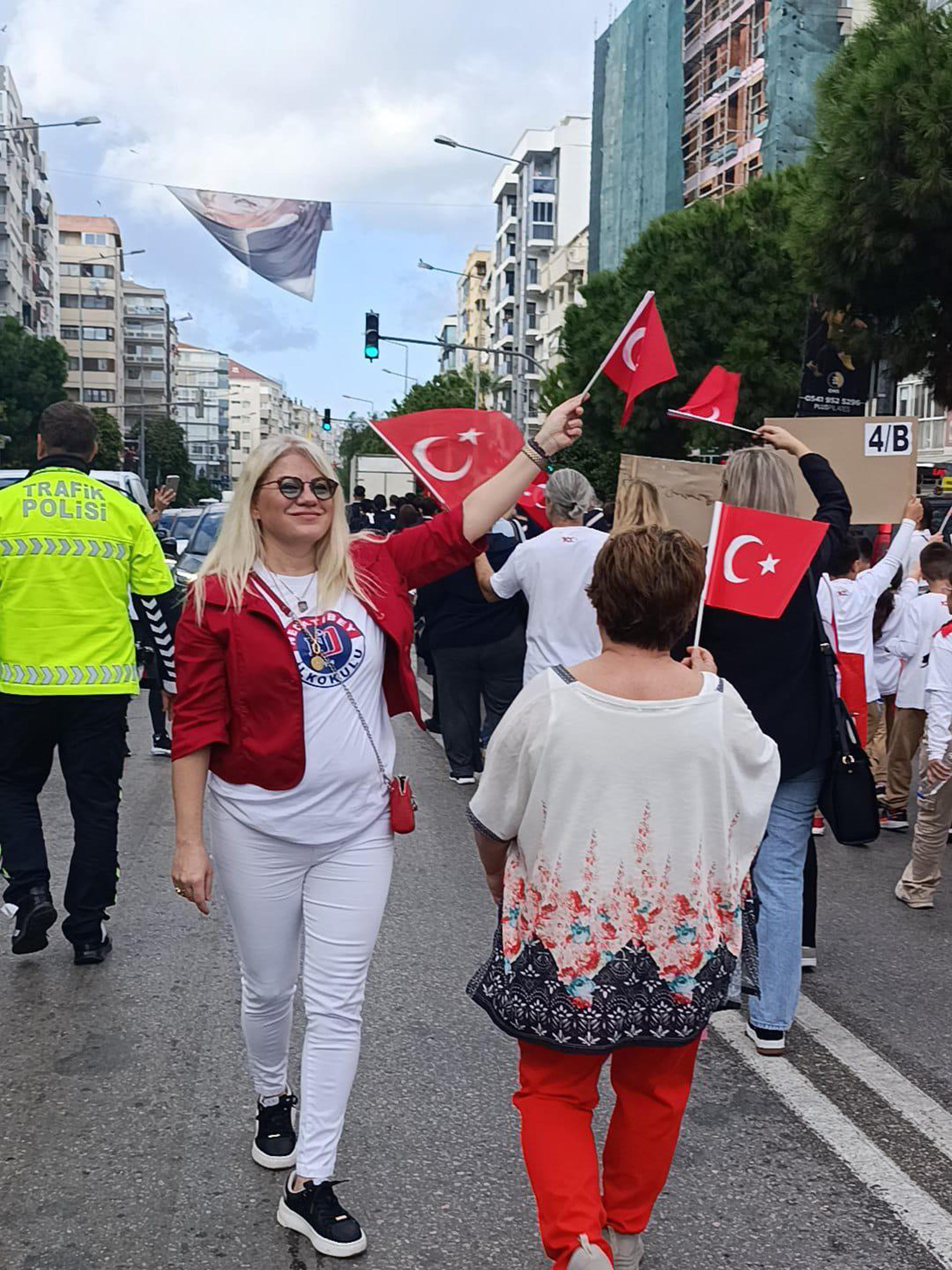 İzmir Cumhuriyet Yürüyüşü