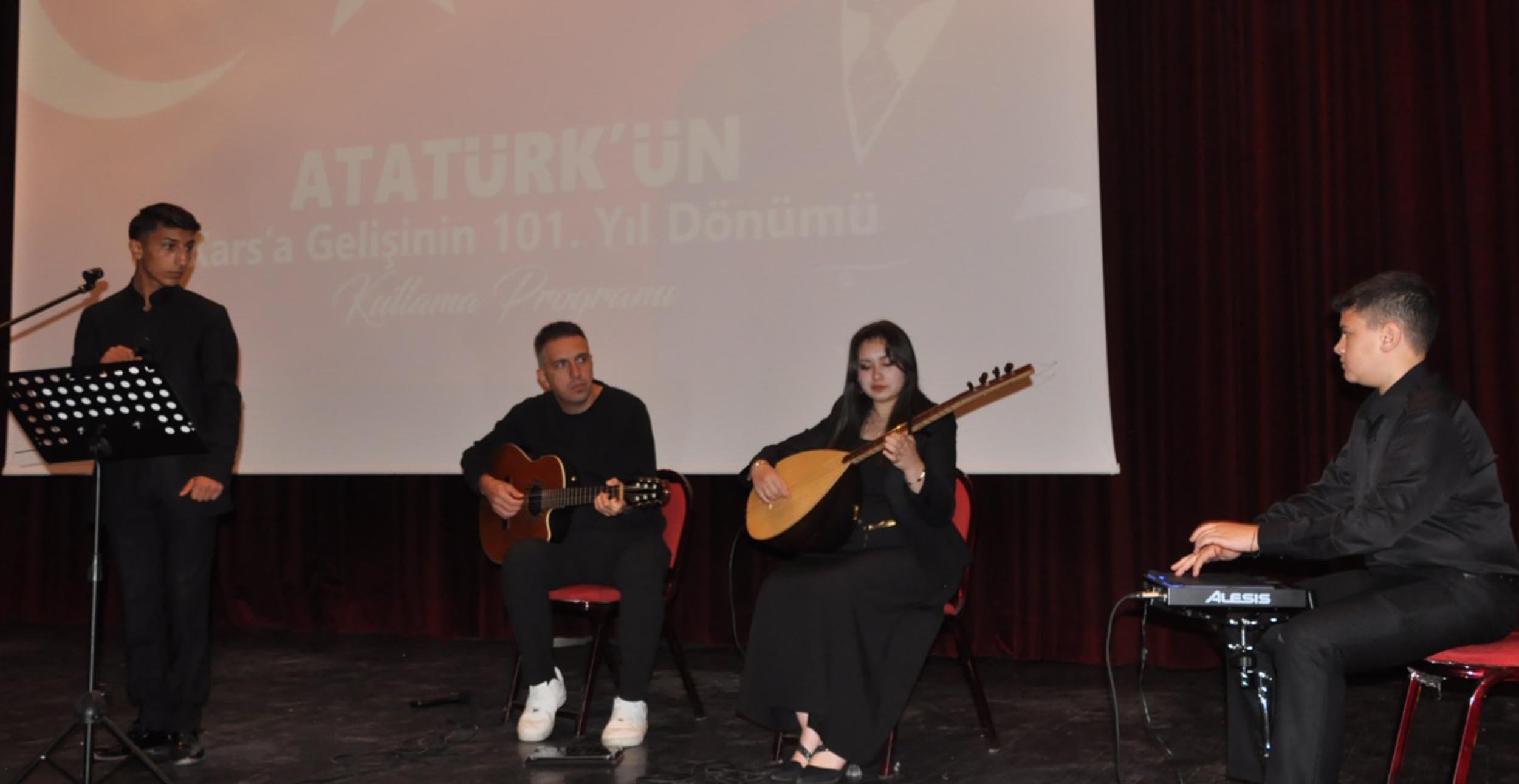 Kars Halkı Atatürk Sevgisi