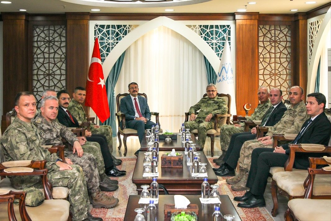 Orgeneral Tokel Hakkari protokol karşılama