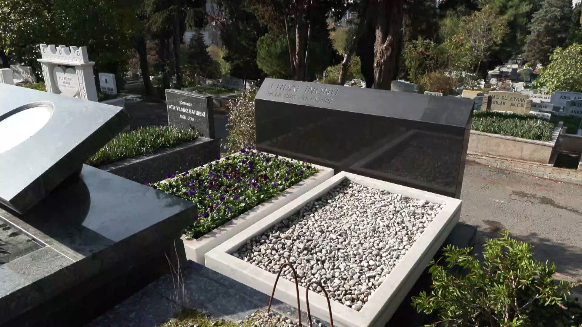 Erdal İnönü anma töreni katılımcılar